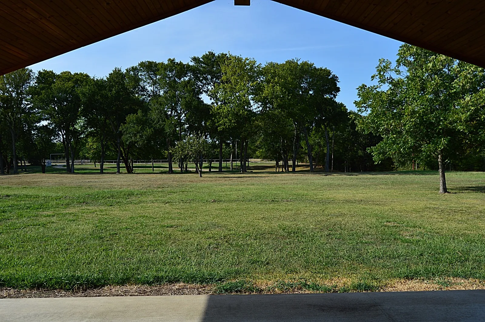 Single Family Residence For Sale in Rains County , 4881 White Rock, Lone Oak, Texas 75453, 2 Bedroom, 2 Bathroom, 2 Garage spaces, 1,200 Sqft, built in 1994, mls#21373005, Real Estate Agent in Lone Oak, Homes For Sale in Rains county, Homes For Sale in Lone Oak, Realtor in Lone Oak Texas, Real Estate Brokerage Independent Realty Texas, Luminita Cordes Realtor