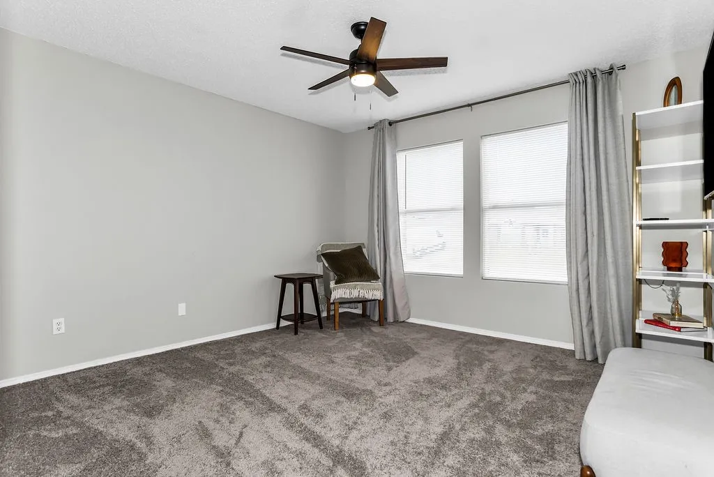 Single Family Residence For Sale in Tarrant County , 4321 Meadowknoll Drive, Fort Worth, Texas 76123, 3 Bedroom, 2 Bathroom, 2 Garage spaces, 1,507 Sqft, built in 2001, mls#21372844, Real Estate Agent in Fort Worth, Homes For Sale in Tarrant county, Homes For Sale in Fort Worth, Realtor in Fort Worth Texas, Real Estate Brokerage Independent Realty Texas, Luminita Cordes Realtor