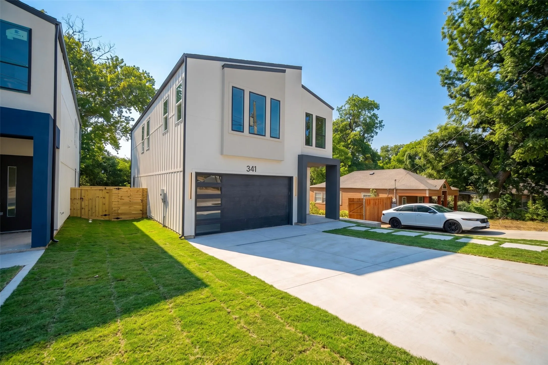 Single Family Residence For Sale in Dallas County , 341 Bonnie View Road, Dallas, Texas 75203, 4 Bedroom, 4 Bathroom, 2 Garage spaces, 2,248 Sqft, built in 2026, mls#21372303, Real Estate Agent in Dallas, Homes For Sale in Dallas county, Homes For Sale in Dallas, Realtor in Dallas Texas, Real Estate Brokerage Independent Realty Texas, Luminita Cordes Realtor