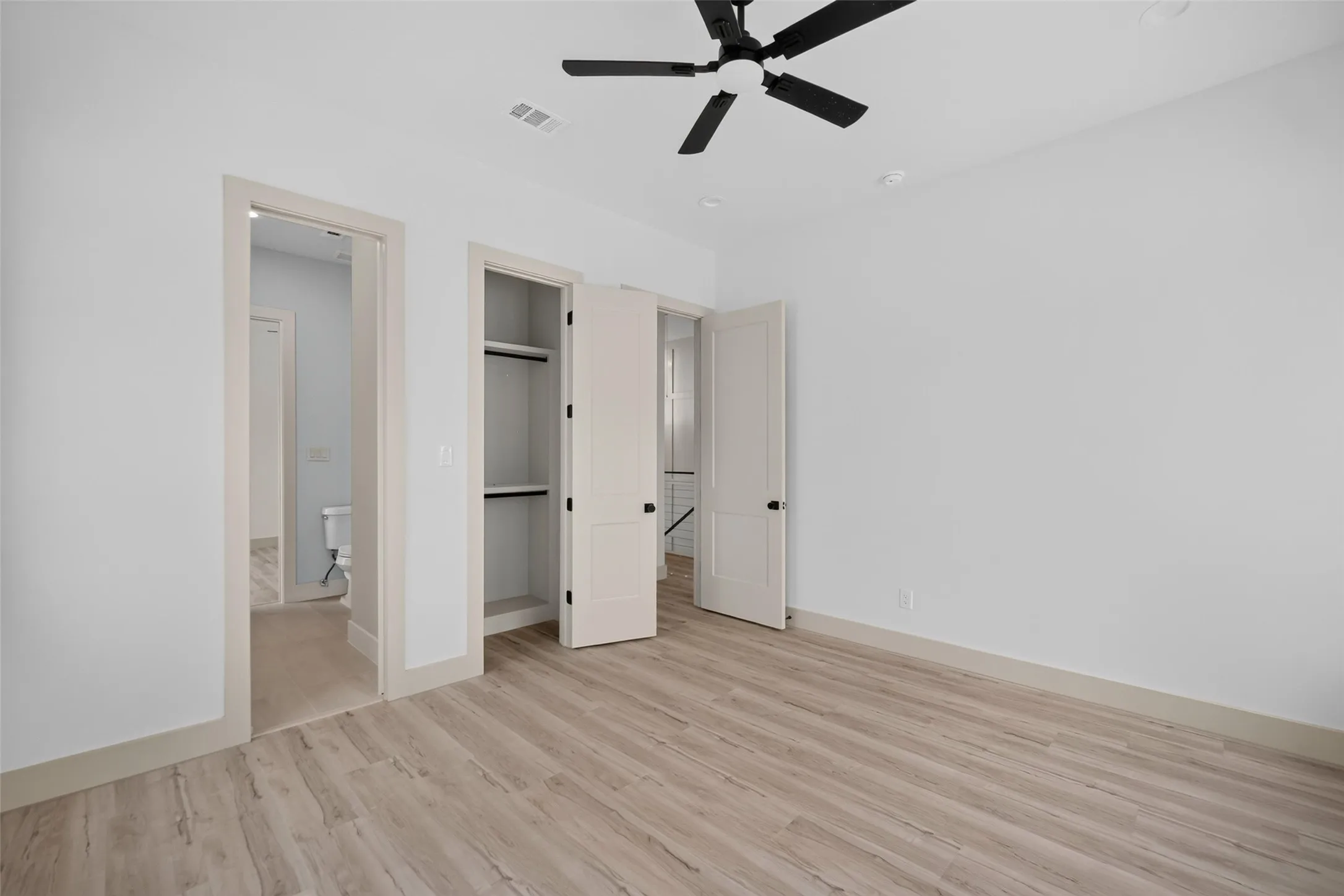 Single Family Residence For Sale in Dallas County , 341 Bonnie View Road, Dallas, Texas 75203, 4 Bedroom, 4 Bathroom, 2 Garage spaces, 2,248 Sqft, built in 2026, mls#21372303, Real Estate Agent in Dallas, Homes For Sale in Dallas county, Homes For Sale in Dallas, Realtor in Dallas Texas, Real Estate Brokerage Independent Realty Texas, Luminita Cordes Realtor