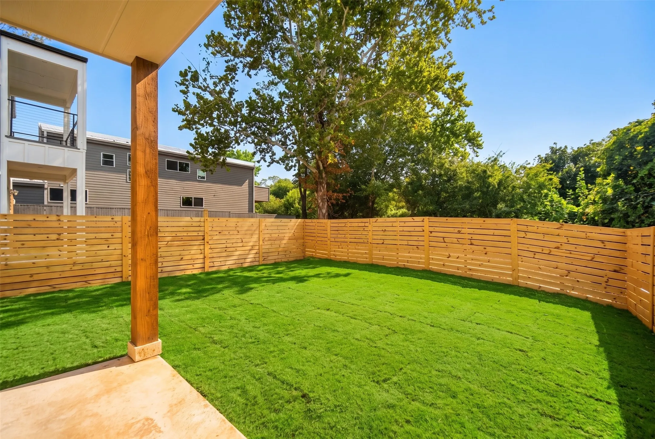 Single Family Residence For Sale in Dallas County , 341 Bonnie View Road, Dallas, Texas 75203, 4 Bedroom, 4 Bathroom, 2 Garage spaces, 2,248 Sqft, built in 2026, mls#21372303, Real Estate Agent in Dallas, Homes For Sale in Dallas county, Homes For Sale in Dallas, Realtor in Dallas Texas, Real Estate Brokerage Independent Realty Texas, Luminita Cordes Realtor
