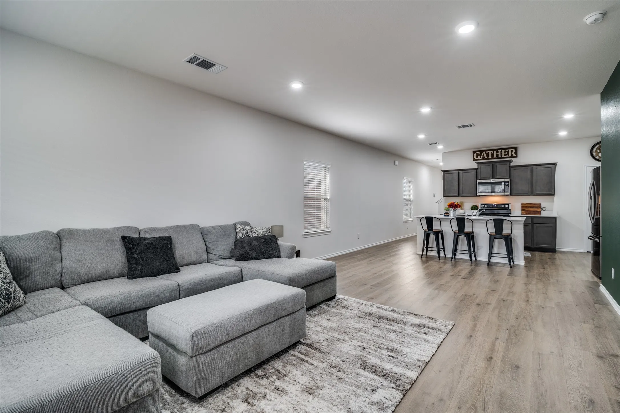 Single Family Residence For Rent in Hunt County , 808 Country Road, Josephine, Texas 75189, 4 Bedroom, 3 Bathroom, 2 Garage spaces, 2,080 Sqft, built in 2023, mls#21373009, Real Estate Agent in Josephine, Homes For Rent in Hunt county, Homes For Rent in Josephine, Realtor in Josephine Texas, Real Estate Brokerage Independent Realty Texas, Luminita Cordes Realtor
