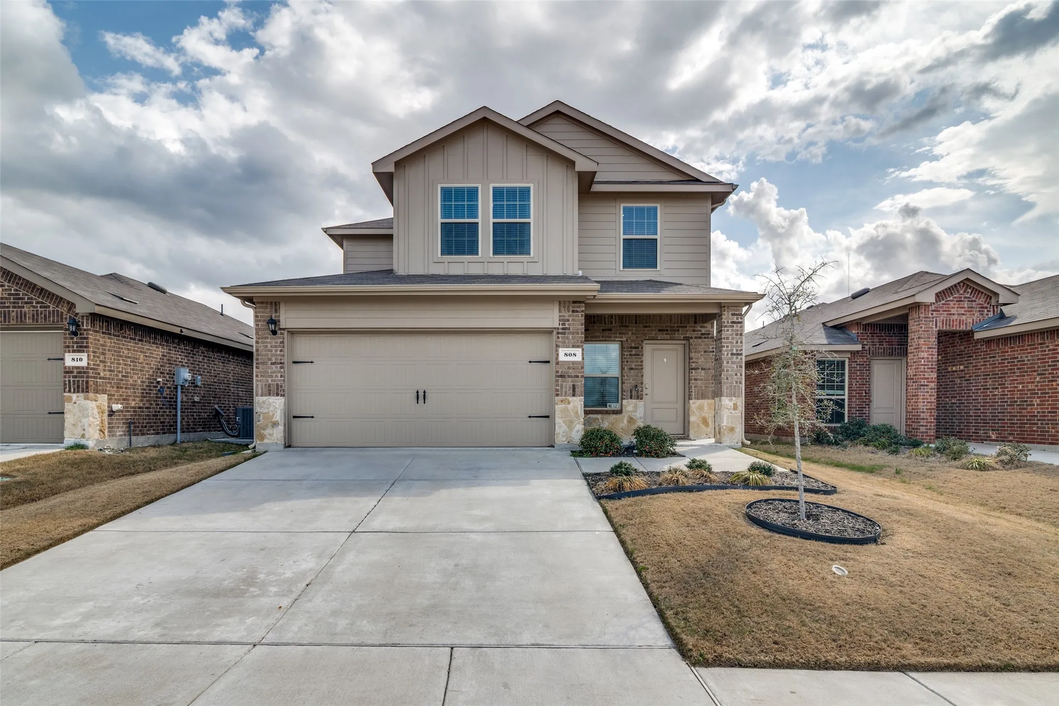 Single Family Residence For Rent in Hunt County , 808 Country Road, Josephine, Texas 75189, 4 Bedroom, 3 Bathroom, 2 Garage spaces, 2,080 Sqft, built in 2023, mls#21373009, Real Estate Agent in Josephine, Homes For Rent in Hunt county, Homes For Rent in Josephine, Realtor in Josephine Texas, Real Estate Brokerage Independent Realty Texas, Luminita Cordes Realtor