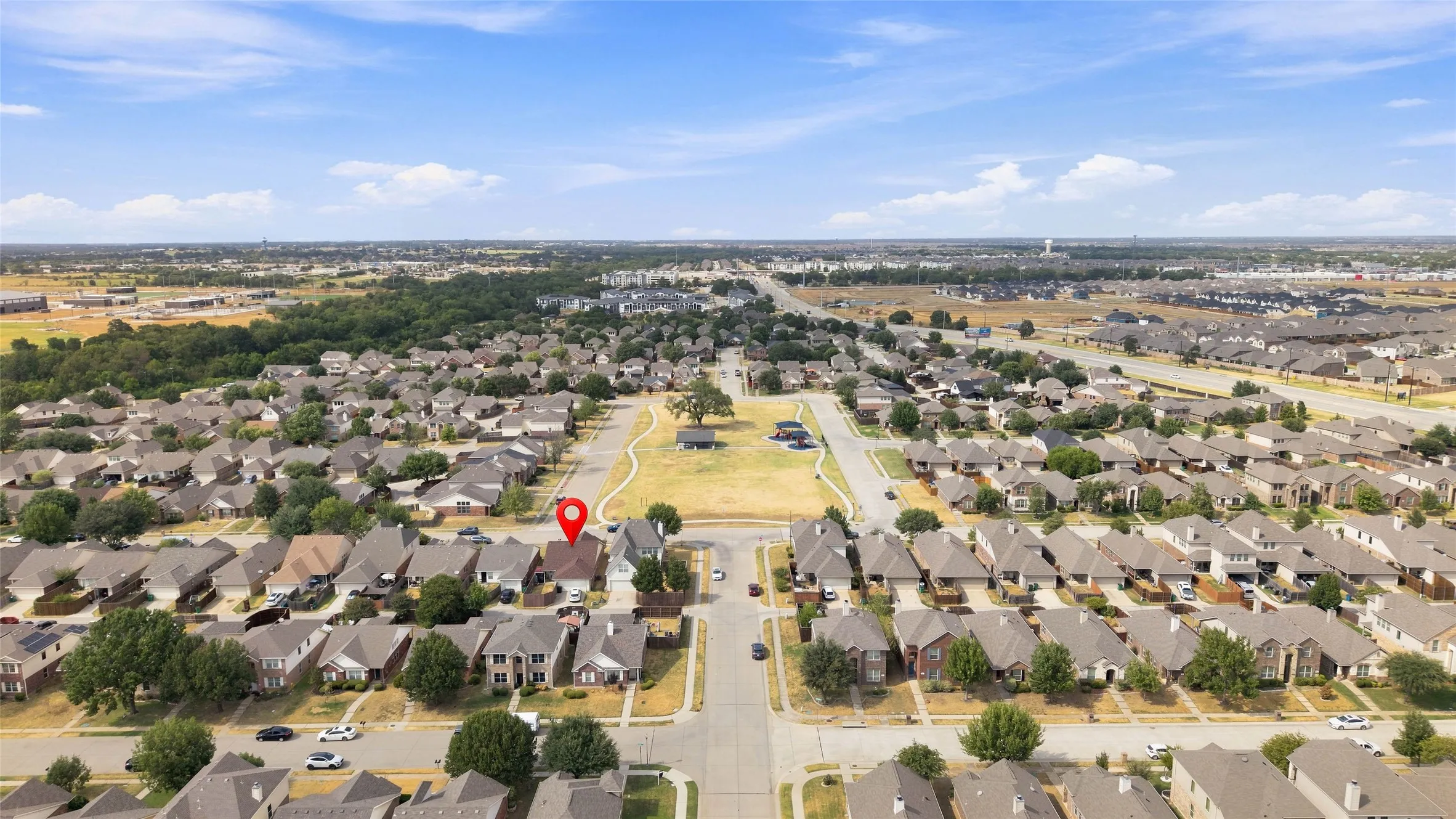 Single Family Residence For Sale in Denton County , 9028 Eastwood Avenue, Cross Roads, Texas 76227, 3 Bedroom, 2 Bathroom, 2 Garage spaces, 1,207 Sqft, built in 2006, mls#21372825, Real Estate Agent in Cross Roads, Homes For Sale in Denton county, Homes For Sale in Cross Roads, Realtor in Cross Roads Texas, Real Estate Brokerage Independent Realty Texas, Luminita Cordes Realtor