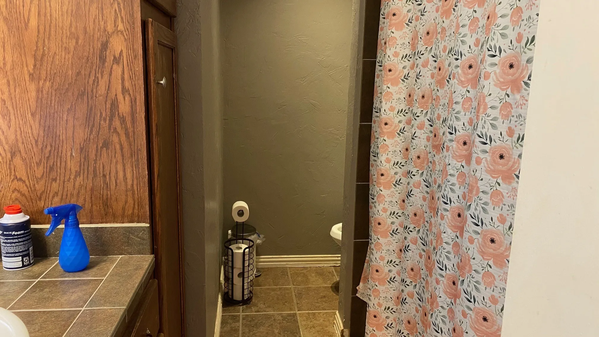 Single Family Residence For Sale in Dallas County , 5701 Magnolia Lane, Rowlett, Texas 75089, 4 Bedroom, 2 Bathroom, Garage spaces, 1,442 Sqft, built in 1975, mls#21373017, Real Estate Agent in Rowlett, Homes For Sale in Dallas county, Homes For Sale in Rowlett, Realtor in Rowlett Texas, Real Estate Brokerage Independent Realty Texas, Luminita Cordes Realtor