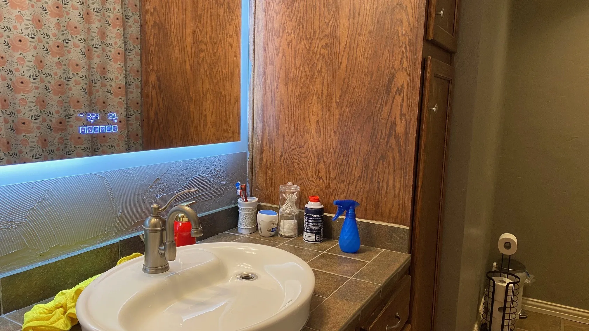 Single Family Residence For Sale in Dallas County , 5701 Magnolia Lane, Rowlett, Texas 75089, 4 Bedroom, 2 Bathroom, Garage spaces, 1,442 Sqft, built in 1975, mls#21373017, Real Estate Agent in Rowlett, Homes For Sale in Dallas county, Homes For Sale in Rowlett, Realtor in Rowlett Texas, Real Estate Brokerage Independent Realty Texas, Luminita Cordes Realtor