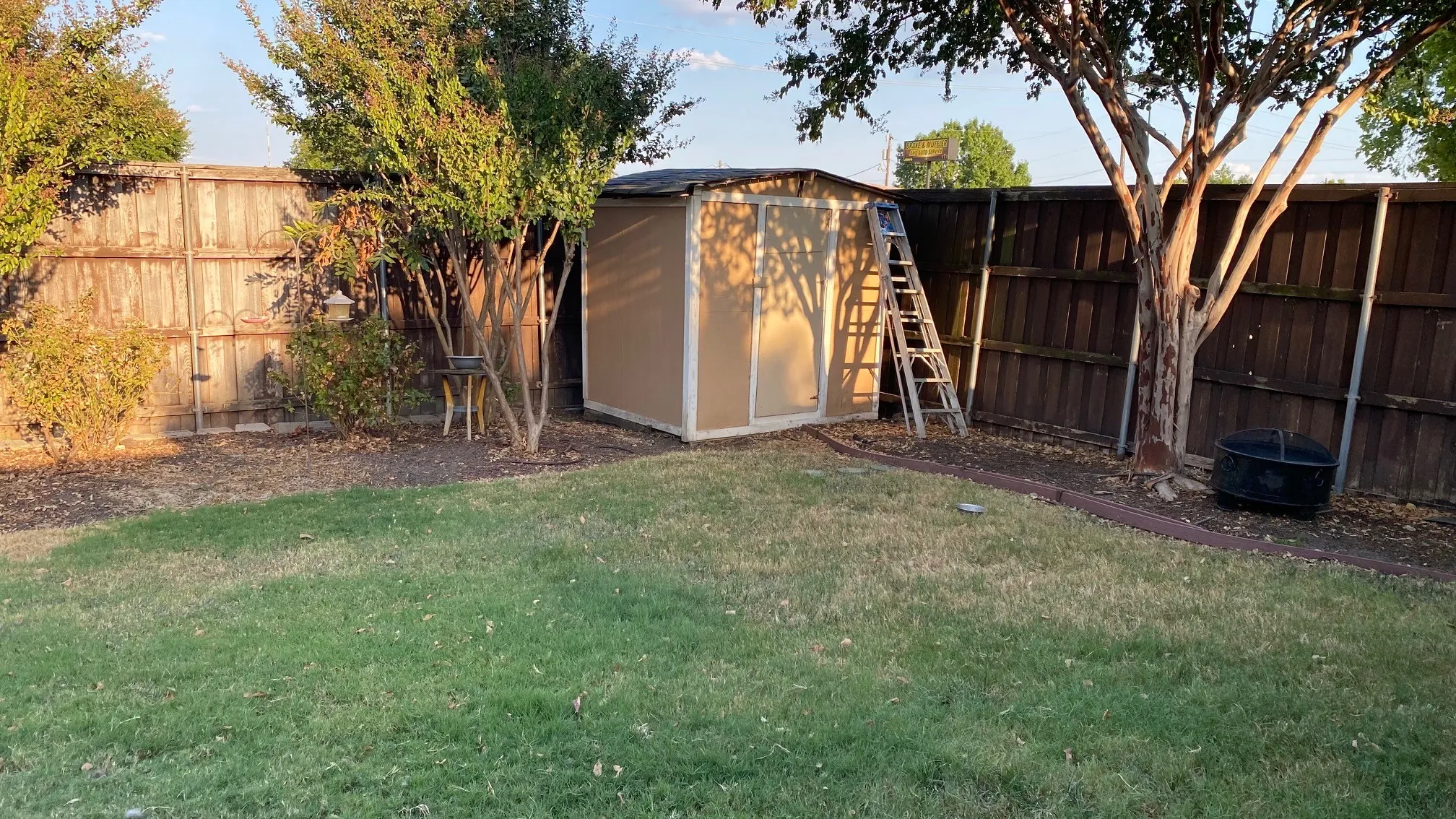 Single Family Residence For Sale in Dallas County , 5701 Magnolia Lane, Rowlett, Texas 75089, 4 Bedroom, 2 Bathroom, Garage spaces, 1,442 Sqft, built in 1975, mls#21373017, Real Estate Agent in Rowlett, Homes For Sale in Dallas county, Homes For Sale in Rowlett, Realtor in Rowlett Texas, Real Estate Brokerage Independent Realty Texas, Luminita Cordes Realtor