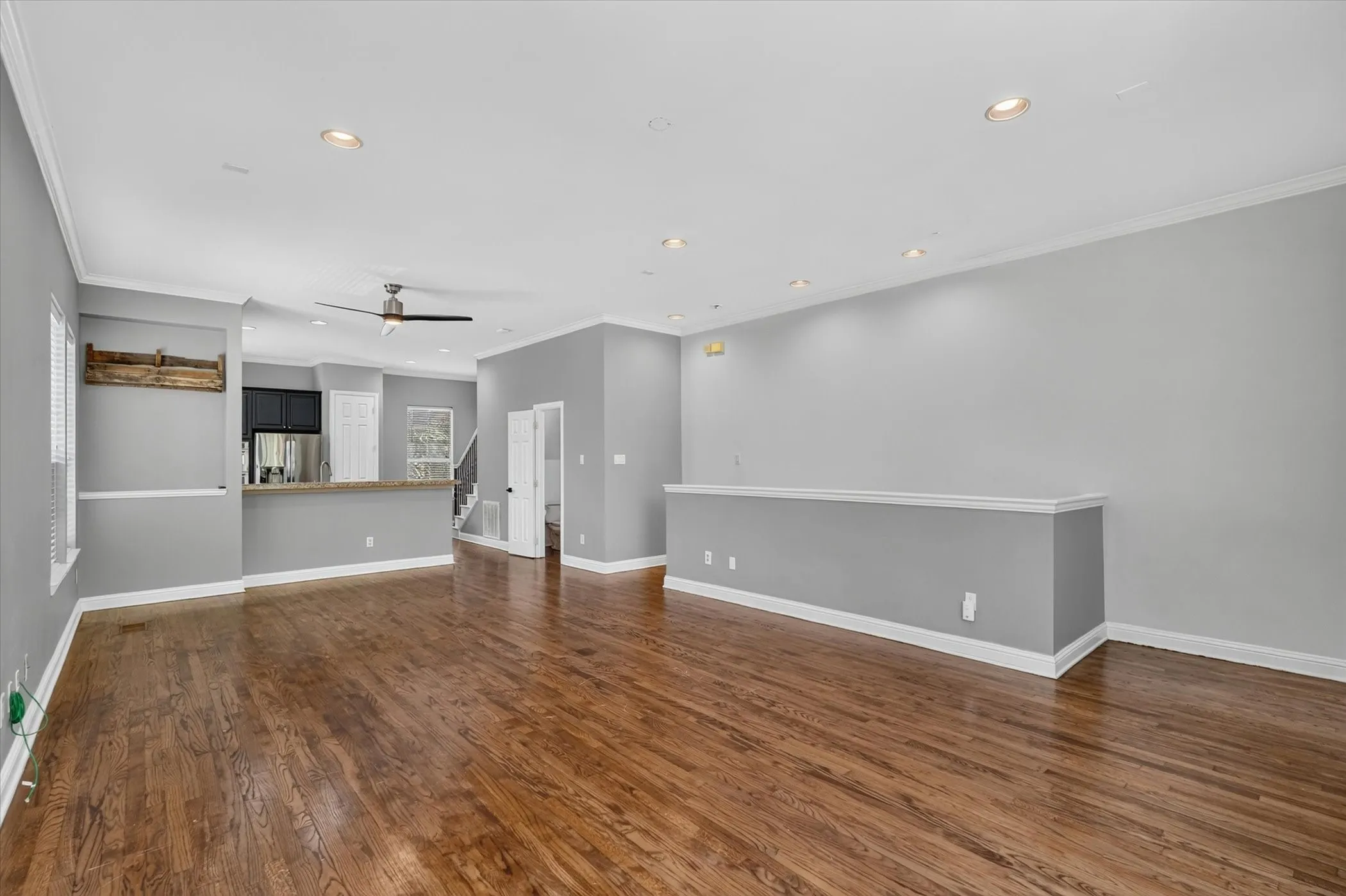Townhouse For Rent in Dallas County , 4114 Lafayette Street, Dallas, Texas 75204, 3 Bedroom, 4 Bathroom, 2 Garage spaces, 2,070 Sqft, built in 2002, mls#21373021, Real Estate Agent in Dallas, Homes For Rent in Dallas county, Homes For Rent in Dallas, Realtor in Dallas Texas, Real Estate Brokerage Independent Realty Texas, Luminita Cordes Realtor