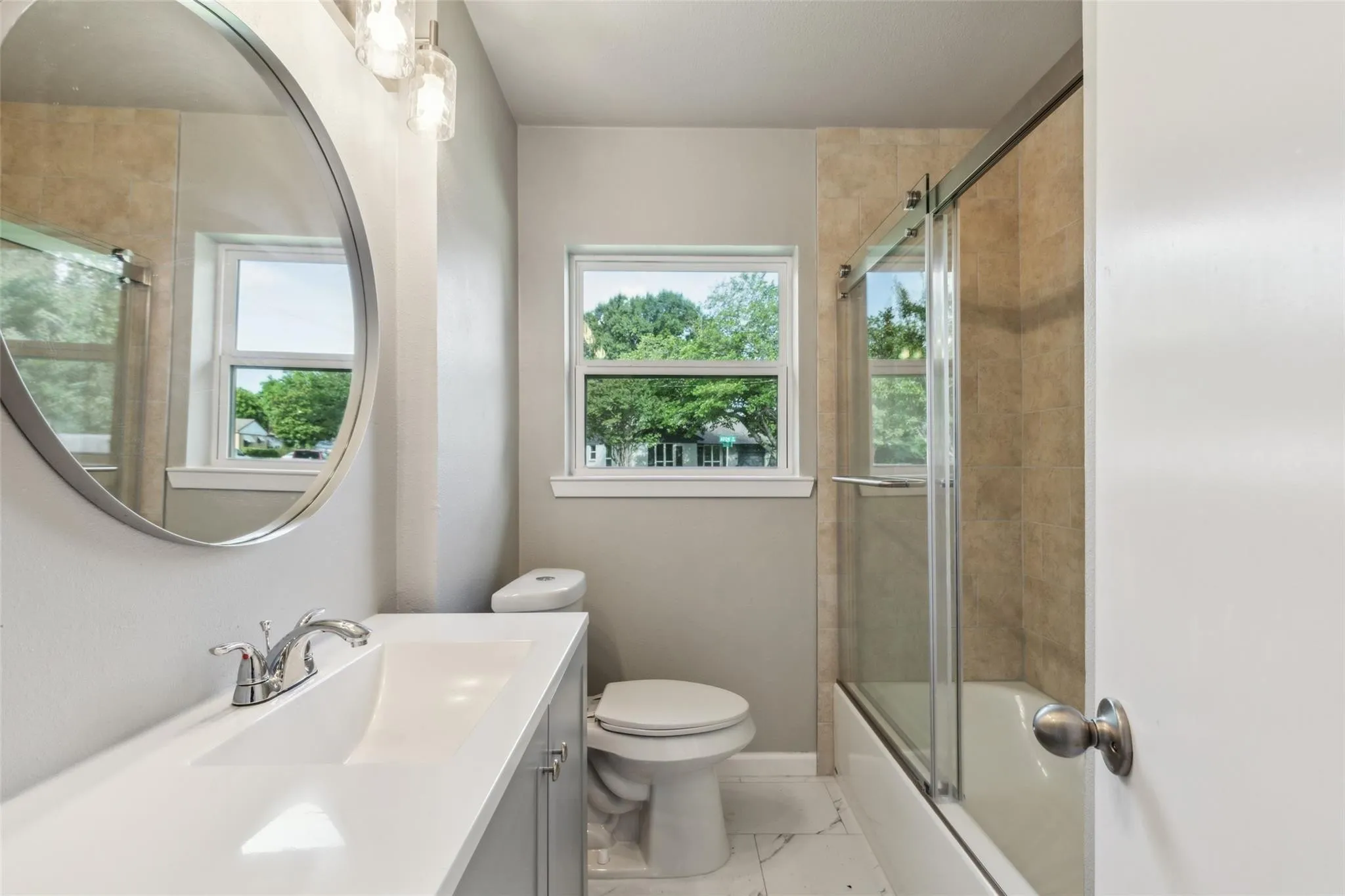 Single Family Residence For Rent in Dallas County , 2504 Avon Drive, Garland, Texas 75041, 3 Bedroom, 2 Bathroom, 1 Garage spaces, 1,092 Sqft, built in 1952, mls#21372958, Real Estate Agent in Garland, Homes For Rent in Dallas county, Homes For Rent in Garland, Realtor in Garland Texas, Real Estate Brokerage Independent Realty Texas, Luminita Cordes Realtor