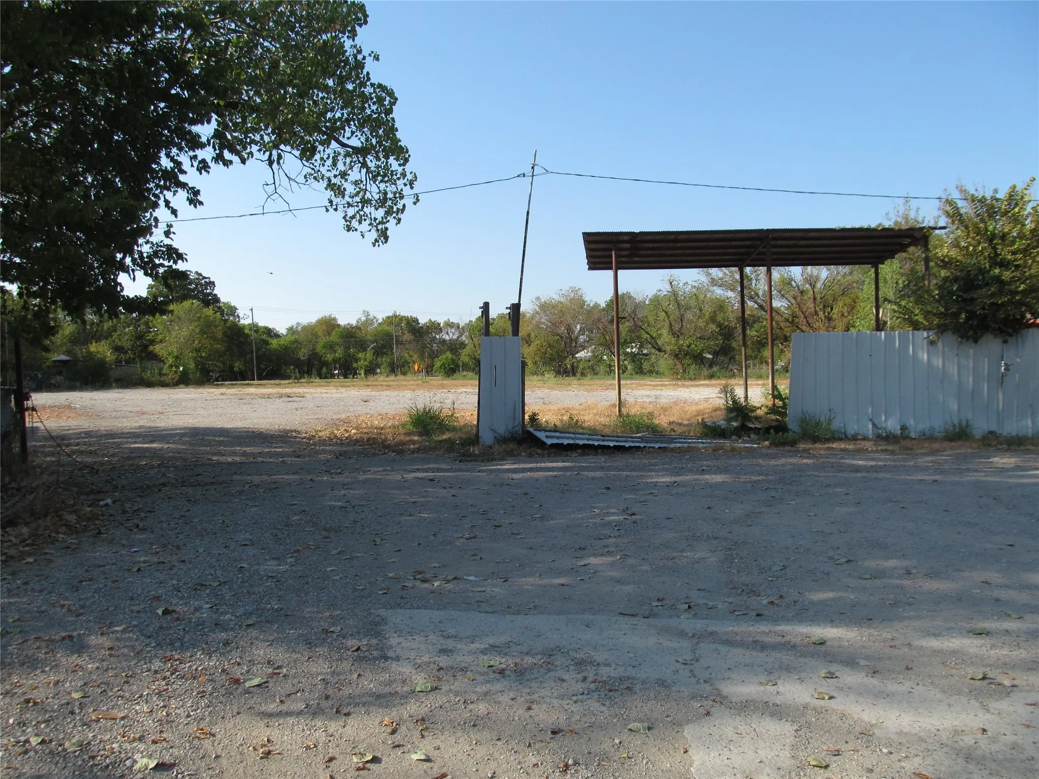 Unimproved Land For Sale in Dallas County , 2822 Childs Street, Dallas, Texas 75203, 0, 0, Garage spaces, 0 Sqft, built in 1972, mls#21373028, Real Estate Agent in Dallas, Homes For Sale in Dallas county, Homes For Sale in Dallas, Realtor in Dallas Texas, Real Estate Brokerage Independent Realty Texas, Luminita Cordes Realtor