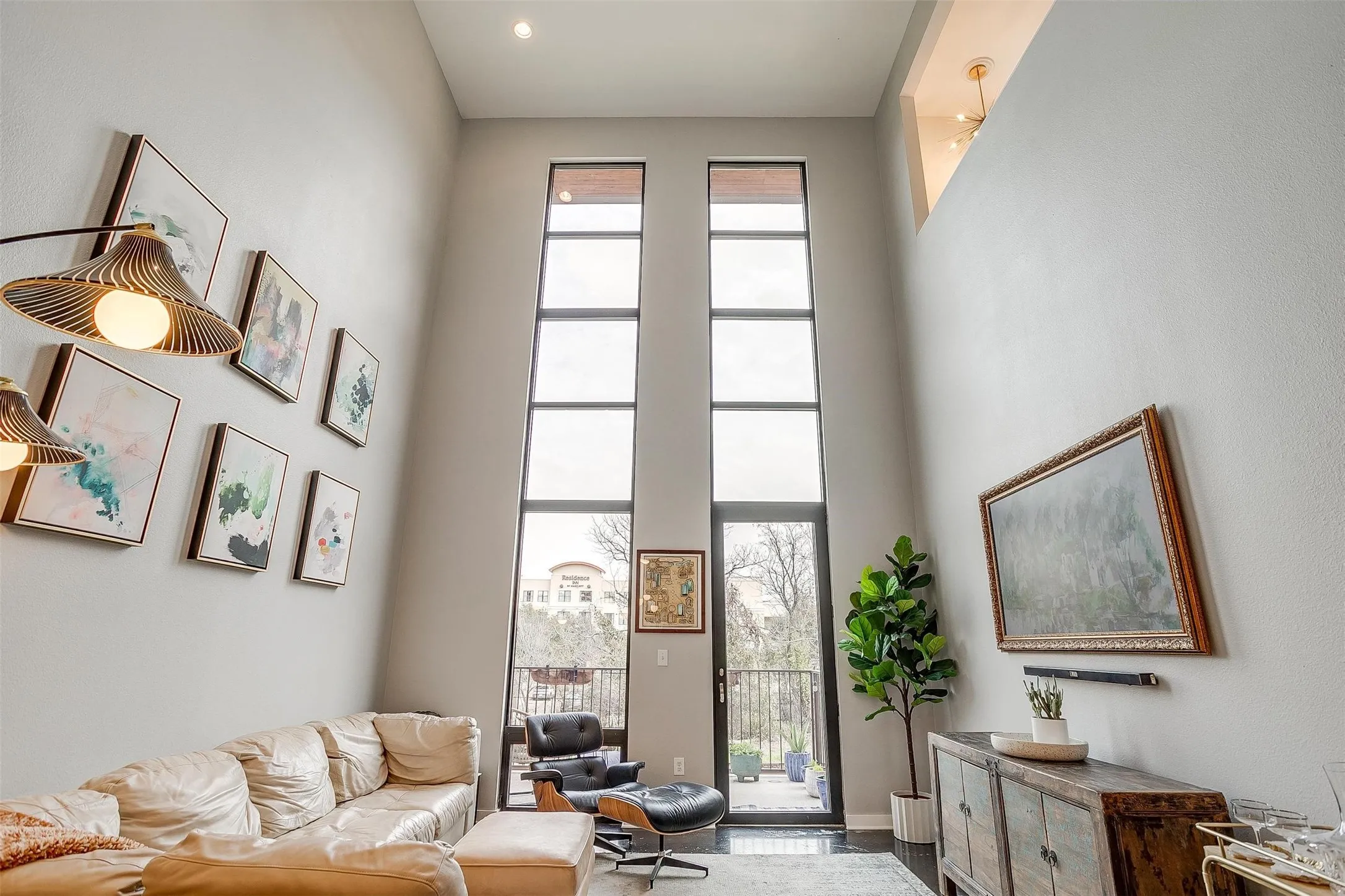 Condominium For Sale in Tarrant County , 2608 Museum Way 3206, Fort Worth, Texas 76107, 2 Bedroom, 3 Bathroom, 1 Garage spaces, 1,730 Sqft, built in 2006, mls#21367396, Real Estate Agent in Fort Worth, Homes For Sale in Tarrant county, Homes For Sale in Fort Worth, Realtor in Fort Worth Texas, Real Estate Brokerage Independent Realty Texas, Luminita Cordes Realtor
