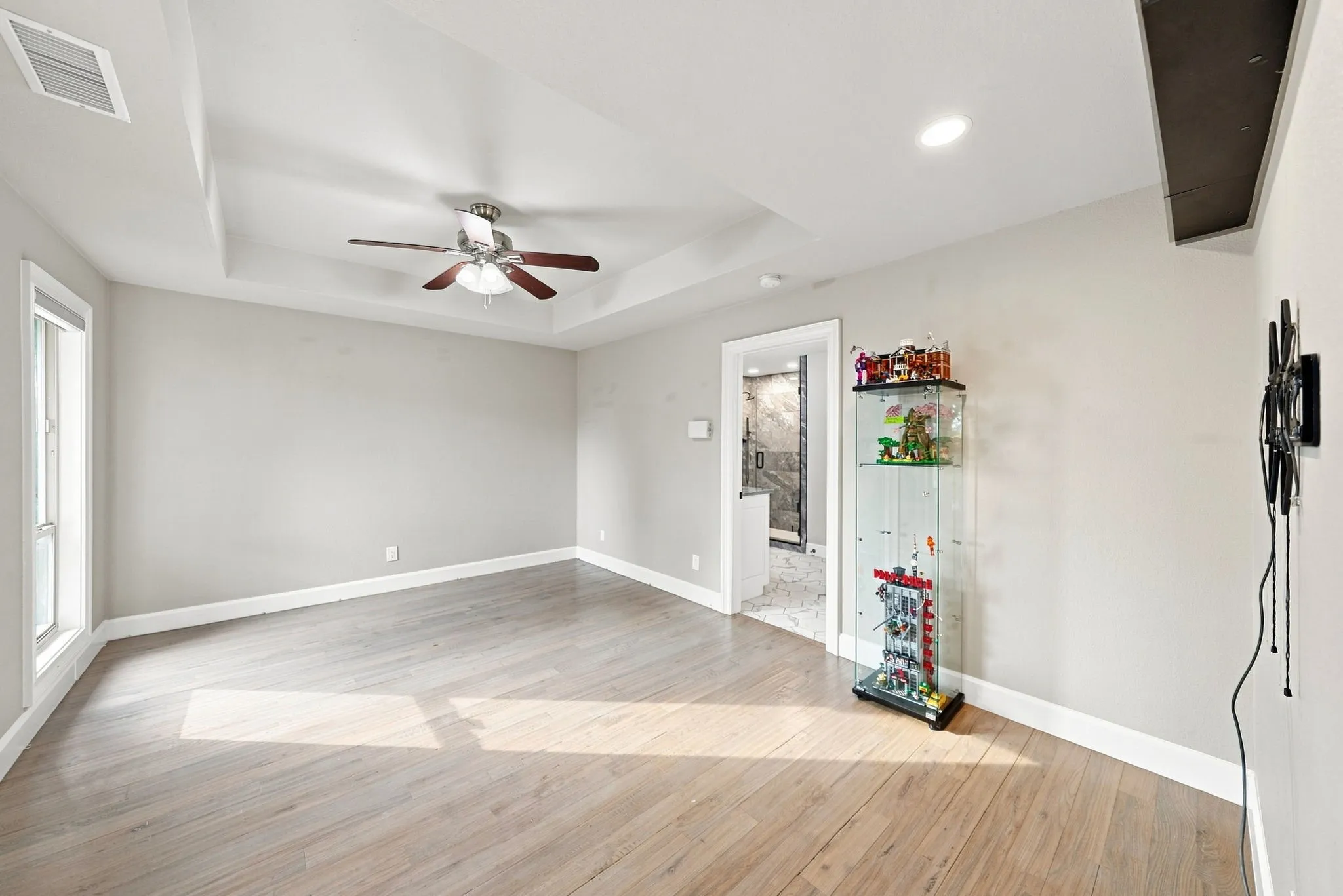 Single Family Residence For Sale in Hunt County , 8129 County Road 2419, Royse City, Texas 75189, 5 Bedroom, 5 Bathroom, 2 Garage spaces, 5,992 Sqft, built in 1998, mls#21372987, Real Estate Agent in Royse City, Homes For Sale in Hunt county, Homes For Sale in Royse City, Realtor in Royse City Texas, Real Estate Brokerage Independent Realty Texas, Luminita Cordes Realtor