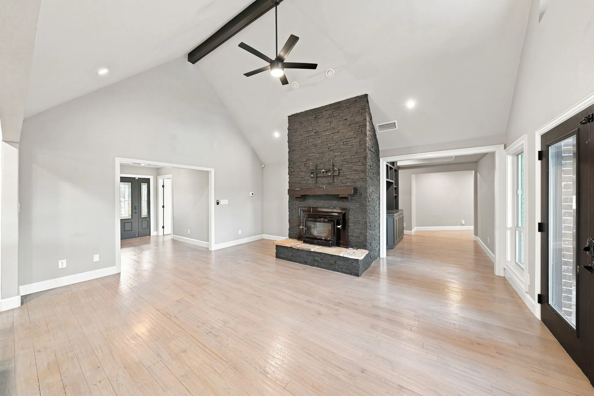 Single Family Residence For Sale in Hunt County , 8129 County Road 2419, Royse City, Texas 75189, 5 Bedroom, 5 Bathroom, 2 Garage spaces, 5,992 Sqft, built in 1998, mls#21372987, Real Estate Agent in Royse City, Homes For Sale in Hunt county, Homes For Sale in Royse City, Realtor in Royse City Texas, Real Estate Brokerage Independent Realty Texas, Luminita Cordes Realtor