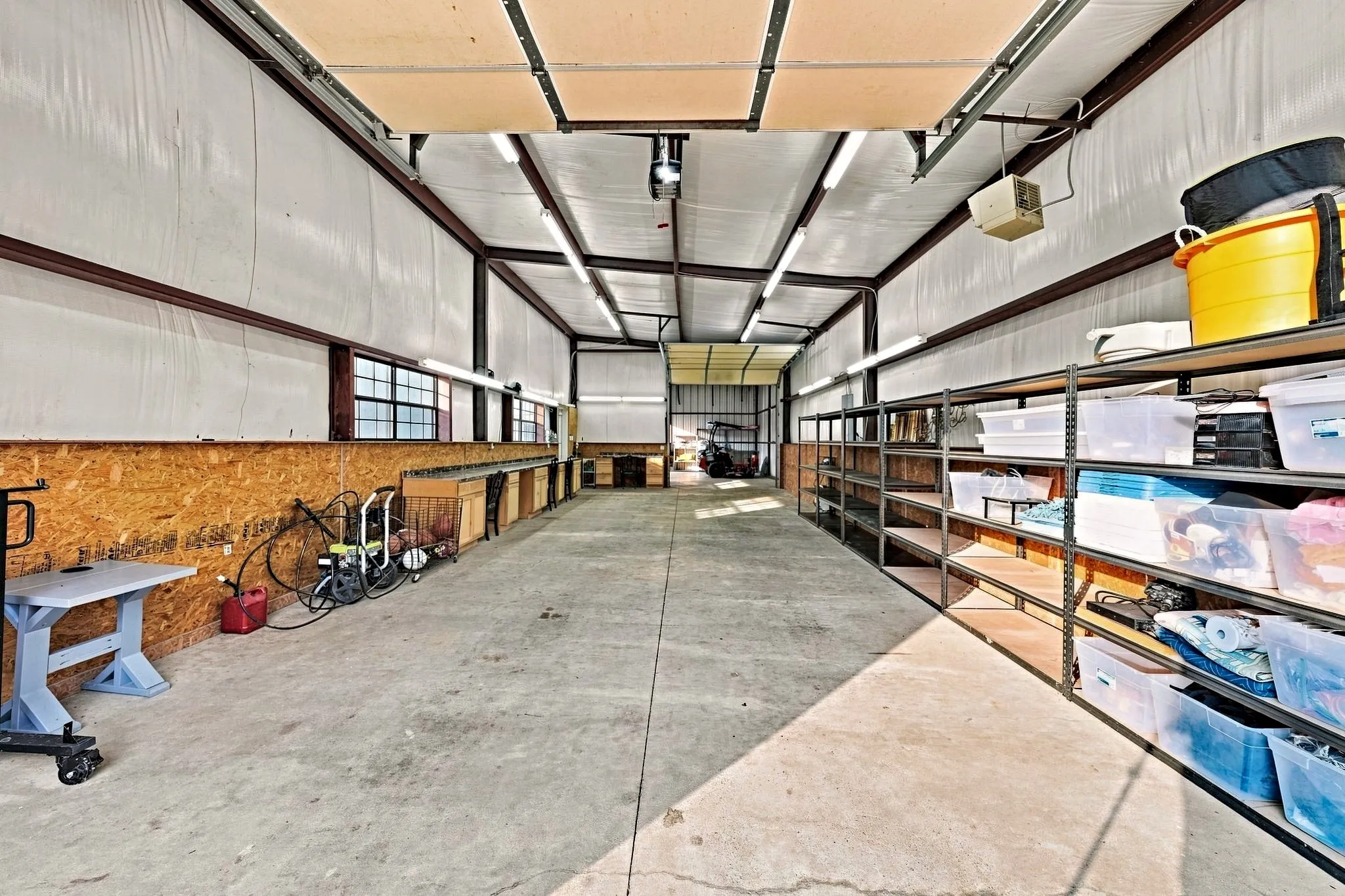 Single Family Residence For Sale in Hunt County , 8129 County Road 2419, Royse City, Texas 75189, 5 Bedroom, 5 Bathroom, 2 Garage spaces, 5,992 Sqft, built in 1998, mls#21372987, Real Estate Agent in Royse City, Homes For Sale in Hunt county, Homes For Sale in Royse City, Realtor in Royse City Texas, Real Estate Brokerage Independent Realty Texas, Luminita Cordes Realtor