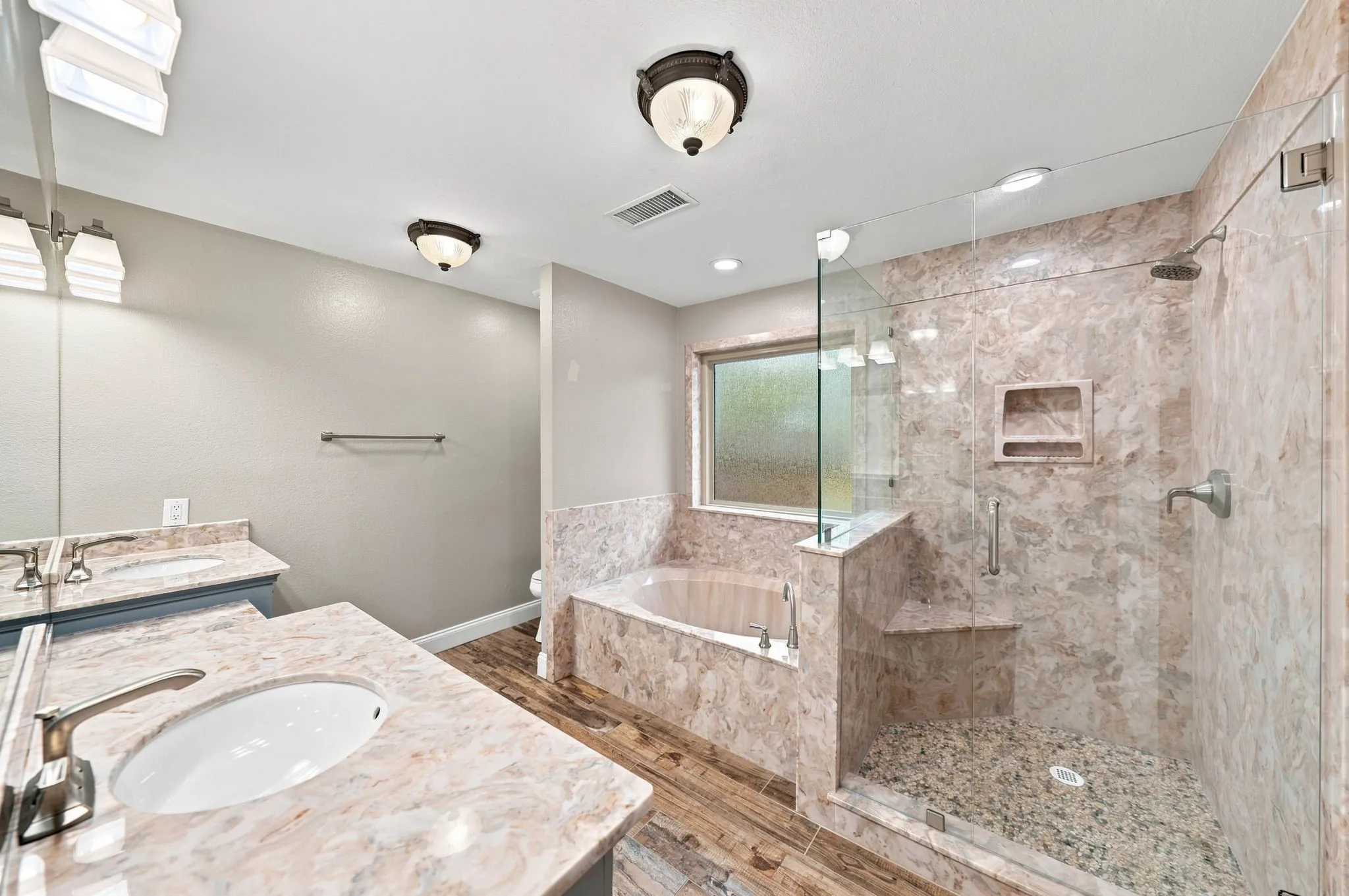 Single Family Residence For Sale in Hunt County , 8129 County Road 2419, Royse City, Texas 75189, 5 Bedroom, 5 Bathroom, 2 Garage spaces, 5,992 Sqft, built in 1998, mls#21372987, Real Estate Agent in Royse City, Homes For Sale in Hunt county, Homes For Sale in Royse City, Realtor in Royse City Texas, Real Estate Brokerage Independent Realty Texas, Luminita Cordes Realtor