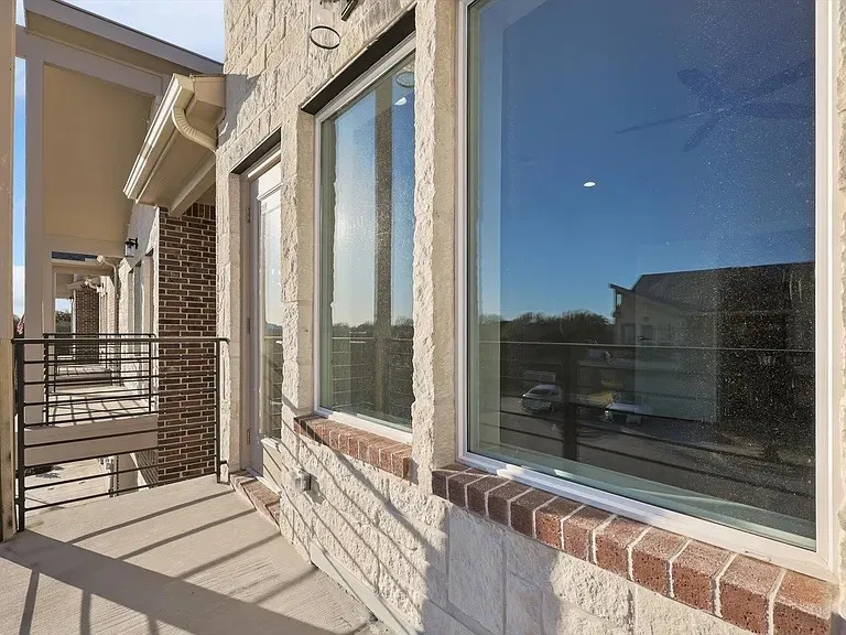 Townhouse For Rent in Denton County , 5713 Woodlands Drive, The Colony, Texas 75056, 3 Bedroom, 3 Bathroom, 2 Garage spaces, 1,914 Sqft, built in 2021, mls#21373037, Real Estate Agent in The Colony, Homes For Rent in Denton county, Homes For Rent in The Colony, Realtor in The Colony Texas, Real Estate Brokerage Independent Realty Texas, Luminita Cordes Realtor