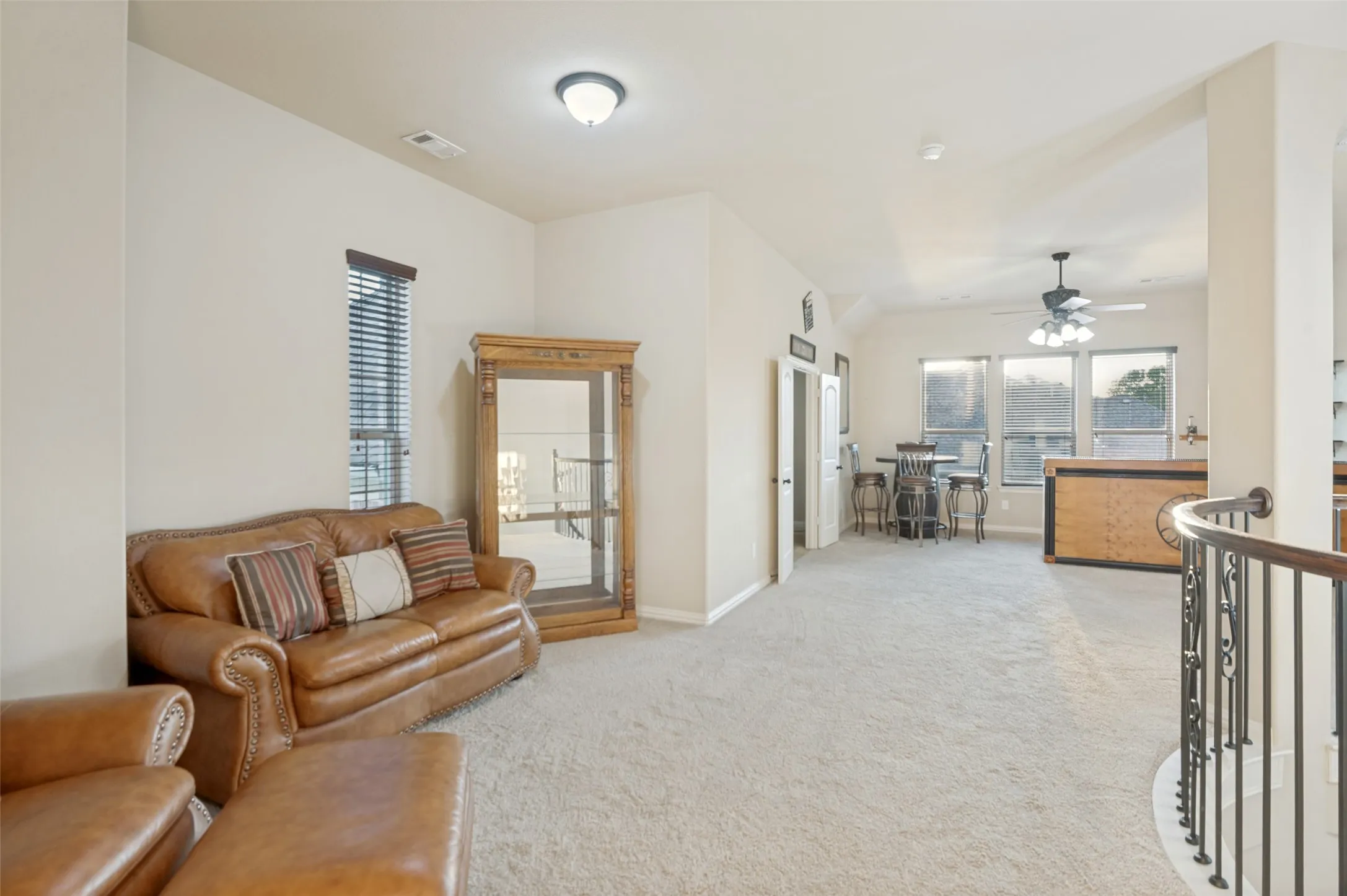 Single Family Residence For Sale in Denton County , 6701 Edwards Road, Denton, Texas 76208, 5 Bedroom, 4 Bathroom, 3 Garage spaces, 3,976 Sqft, built in 2014, mls#21373039, Real Estate Agent in Denton, Homes For Sale in Denton county, Homes For Sale in Denton, Realtor in Denton Texas, Real Estate Brokerage Independent Realty Texas, Luminita Cordes Realtor