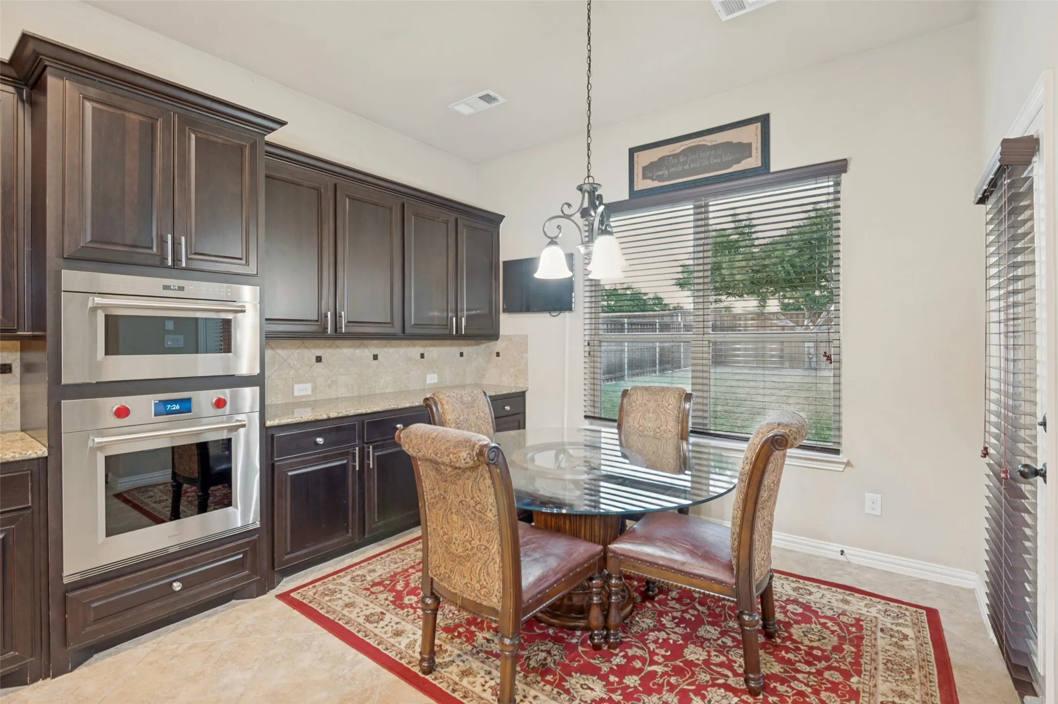 Single Family Residence For Sale in Denton County , 6701 Edwards Road, Denton, Texas 76208, 5 Bedroom, 4 Bathroom, 3 Garage spaces, 3,976 Sqft, built in 2014, mls#21373039, Real Estate Agent in Denton, Homes For Sale in Denton county, Homes For Sale in Denton, Realtor in Denton Texas, Real Estate Brokerage Independent Realty Texas, Luminita Cordes Realtor