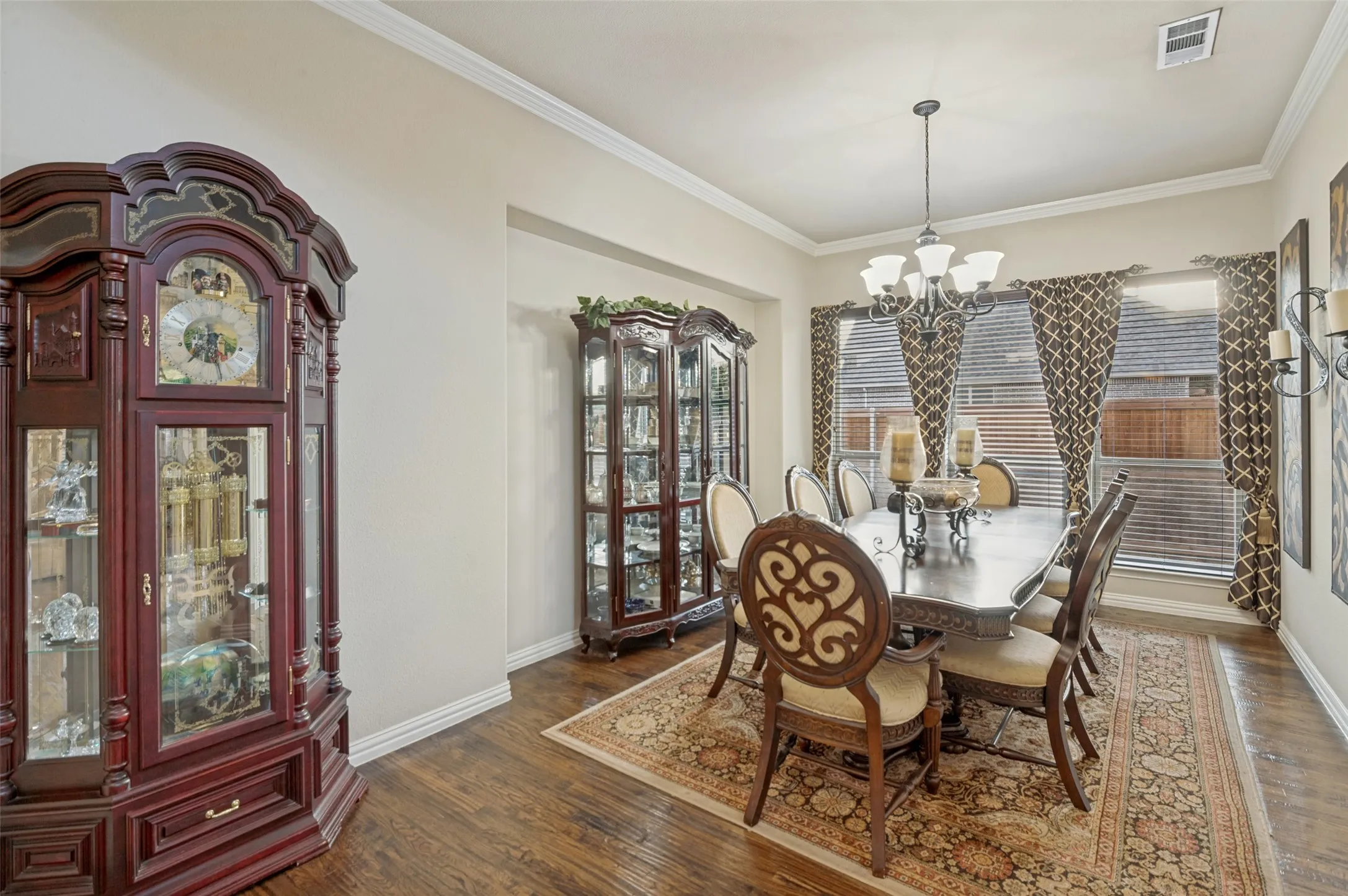 Single Family Residence For Sale in Denton County , 6701 Edwards Road, Denton, Texas 76208, 5 Bedroom, 4 Bathroom, 3 Garage spaces, 3,976 Sqft, built in 2014, mls#21373039, Real Estate Agent in Denton, Homes For Sale in Denton county, Homes For Sale in Denton, Realtor in Denton Texas, Real Estate Brokerage Independent Realty Texas, Luminita Cordes Realtor
