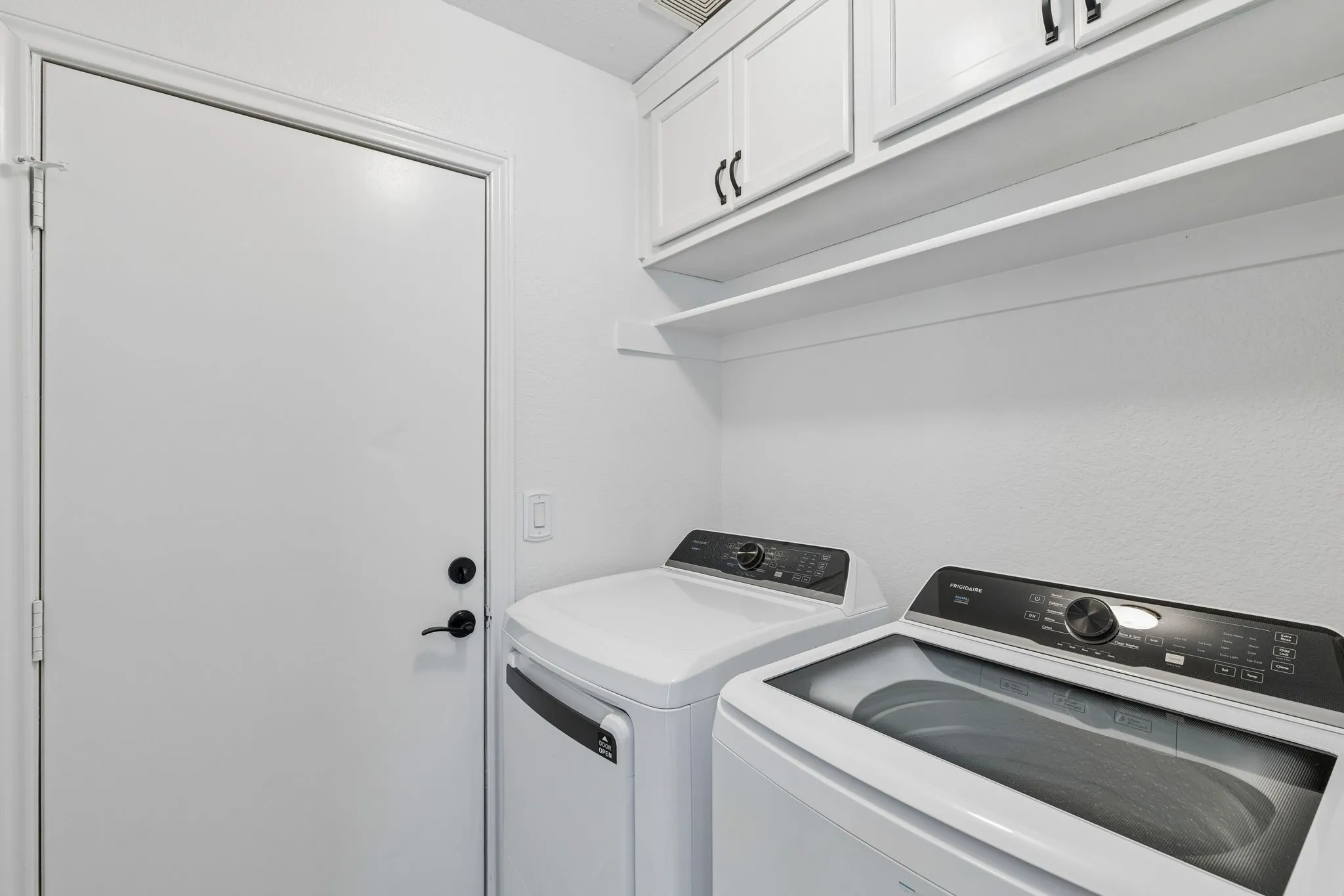 Single Family Residence For Sale in Collin County , 8109 Wharf Street, Frisco, Texas 75035, 3 Bedroom, 2 Bathroom, 2 Garage spaces, 1,519 Sqft, built in 1995, mls#21365882, Real Estate Agent in Frisco, Homes For Sale in Collin county, Homes For Sale in Frisco, Realtor in Frisco Texas, Real Estate Brokerage Independent Realty Texas, Luminita Cordes Realtor