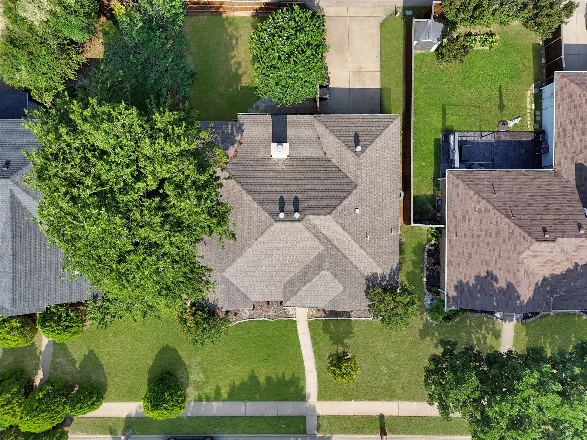 Single Family Residence For Sale in Collin County , 8109 Wharf Street, Frisco, Texas 75035, 3 Bedroom, 2 Bathroom, 2 Garage spaces, 1,519 Sqft, built in 1995, mls#21365882, Real Estate Agent in Frisco, Homes For Sale in Collin county, Homes For Sale in Frisco, Realtor in Frisco Texas, Real Estate Brokerage Independent Realty Texas, Luminita Cordes Realtor