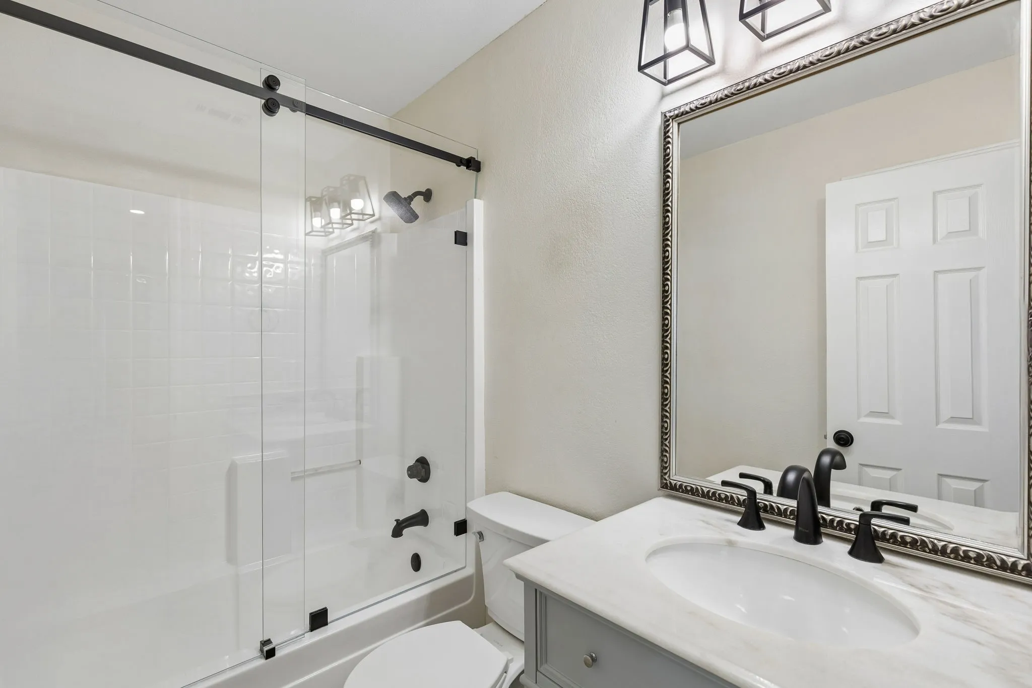 Single Family Residence For Sale in Collin County , 8109 Wharf Street, Frisco, Texas 75035, 3 Bedroom, 2 Bathroom, 2 Garage spaces, 1,519 Sqft, built in 1995, mls#21365882, Real Estate Agent in Frisco, Homes For Sale in Collin county, Homes For Sale in Frisco, Realtor in Frisco Texas, Real Estate Brokerage Independent Realty Texas, Luminita Cordes Realtor