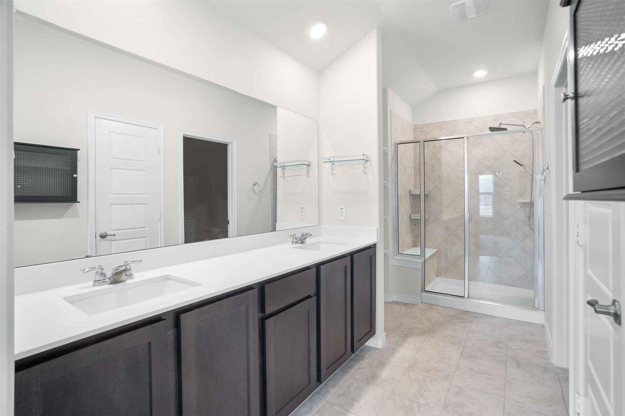 Single Family Residence For Sale in Collin County , 3009 Teakwood Street, Anna, Texas 75409, 4 Bedroom, 2 Bathroom, 2 Garage spaces, 2,036 Sqft, built in 2020, mls#21373045, Real Estate Agent in Anna, Homes For Sale in Collin county, Homes For Sale in Anna, Realtor in Anna Texas, Real Estate Brokerage Independent Realty Texas, Luminita Cordes Realtor