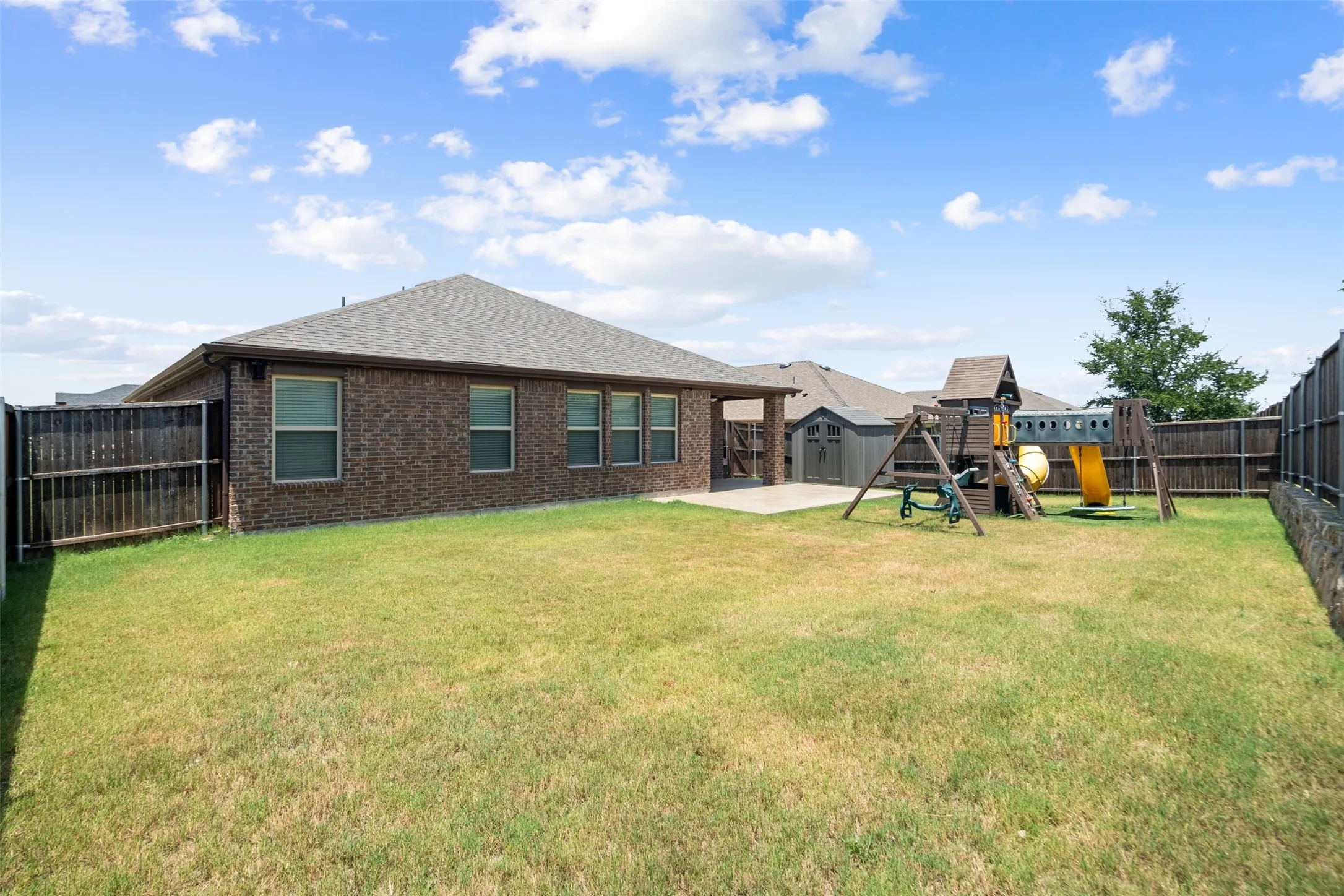 Single Family Residence For Sale in Collin County , 3009 Teakwood Street, Anna, Texas 75409, 4 Bedroom, 2 Bathroom, 2 Garage spaces, 2,036 Sqft, built in 2020, mls#21373045, Real Estate Agent in Anna, Homes For Sale in Collin county, Homes For Sale in Anna, Realtor in Anna Texas, Real Estate Brokerage Independent Realty Texas, Luminita Cordes Realtor