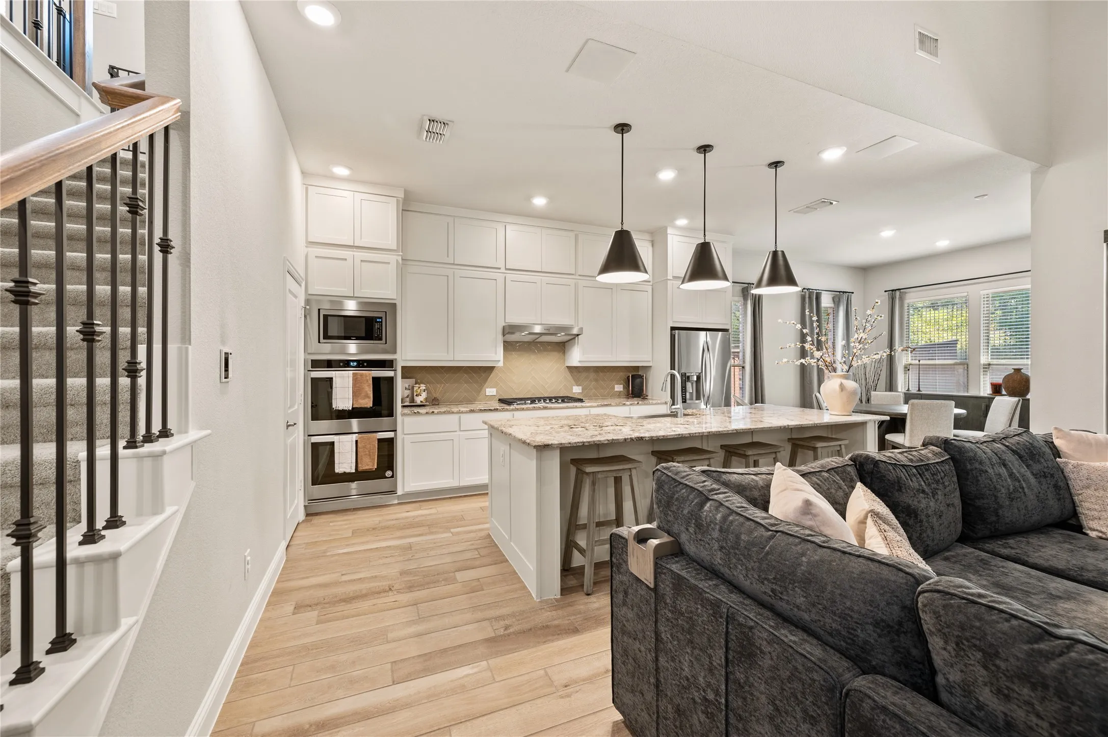 Single Family Residence For Sale in Tarrant County , 9204 Armadillo Trail, North Richland Hills, Texas 76182, 5 Bedroom, 4 Bathroom, 2 Garage spaces, 3,030 Sqft, built in 2020, mls#21373010, Real Estate Agent in North Richland Hills, Homes For Sale in Tarrant county, Homes For Sale in North Richland Hills, Realtor in North Richland Hills Texas, Real Estate Brokerage Independent Realty Texas, Luminita Cordes Realtor
