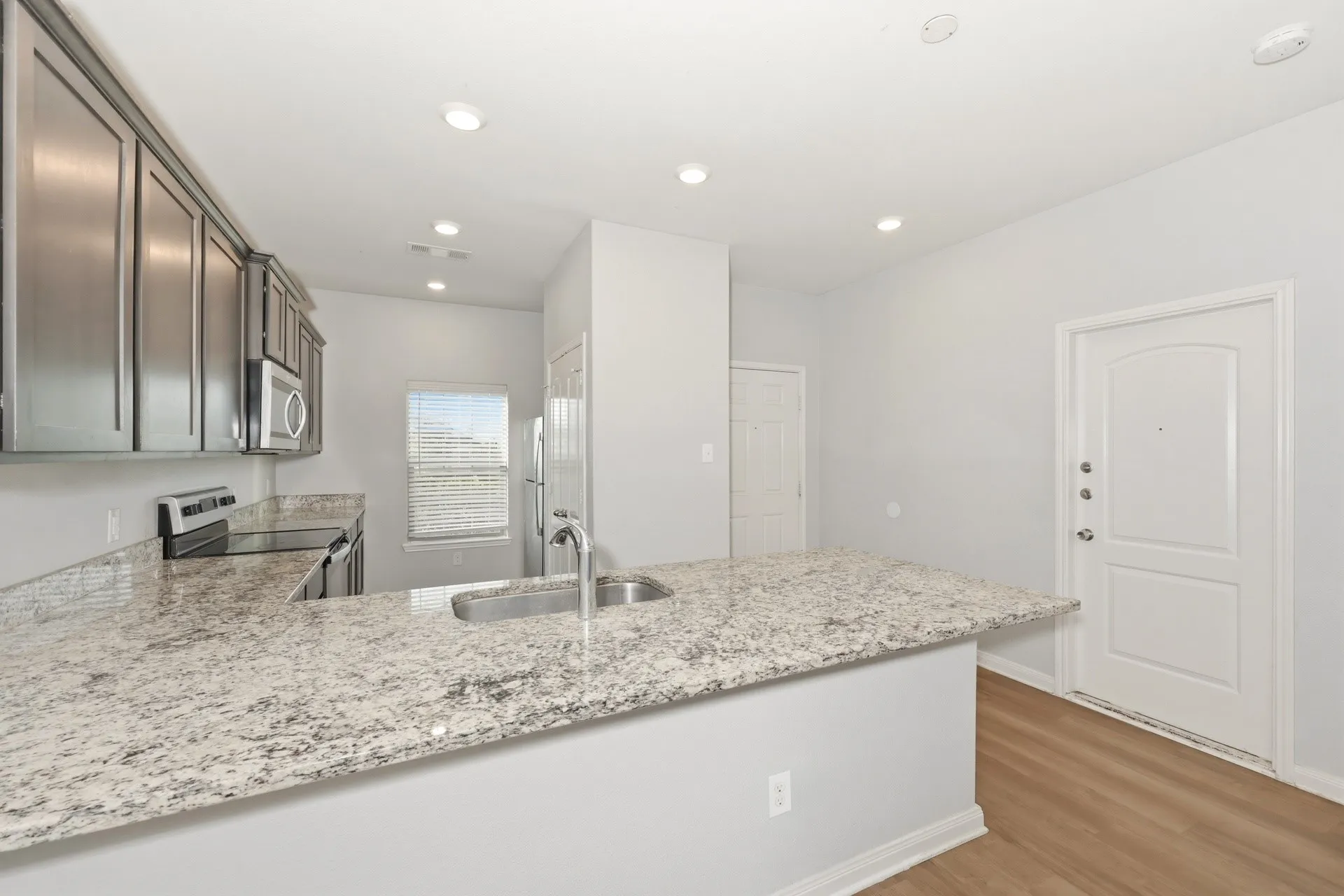 Single Family Residence For Rent in Johnson County , 132 Bush Drive, Venus, Texas 76084, 5 Bedroom, 3 Bathroom, 2 Garage spaces, 2,590 Sqft, built in 2020, mls#21373056, Real Estate Agent in Venus, Homes For Rent in Johnson county, Homes For Rent in Venus, Realtor in Venus Texas, Real Estate Brokerage Independent Realty Texas, Luminita Cordes Realtor