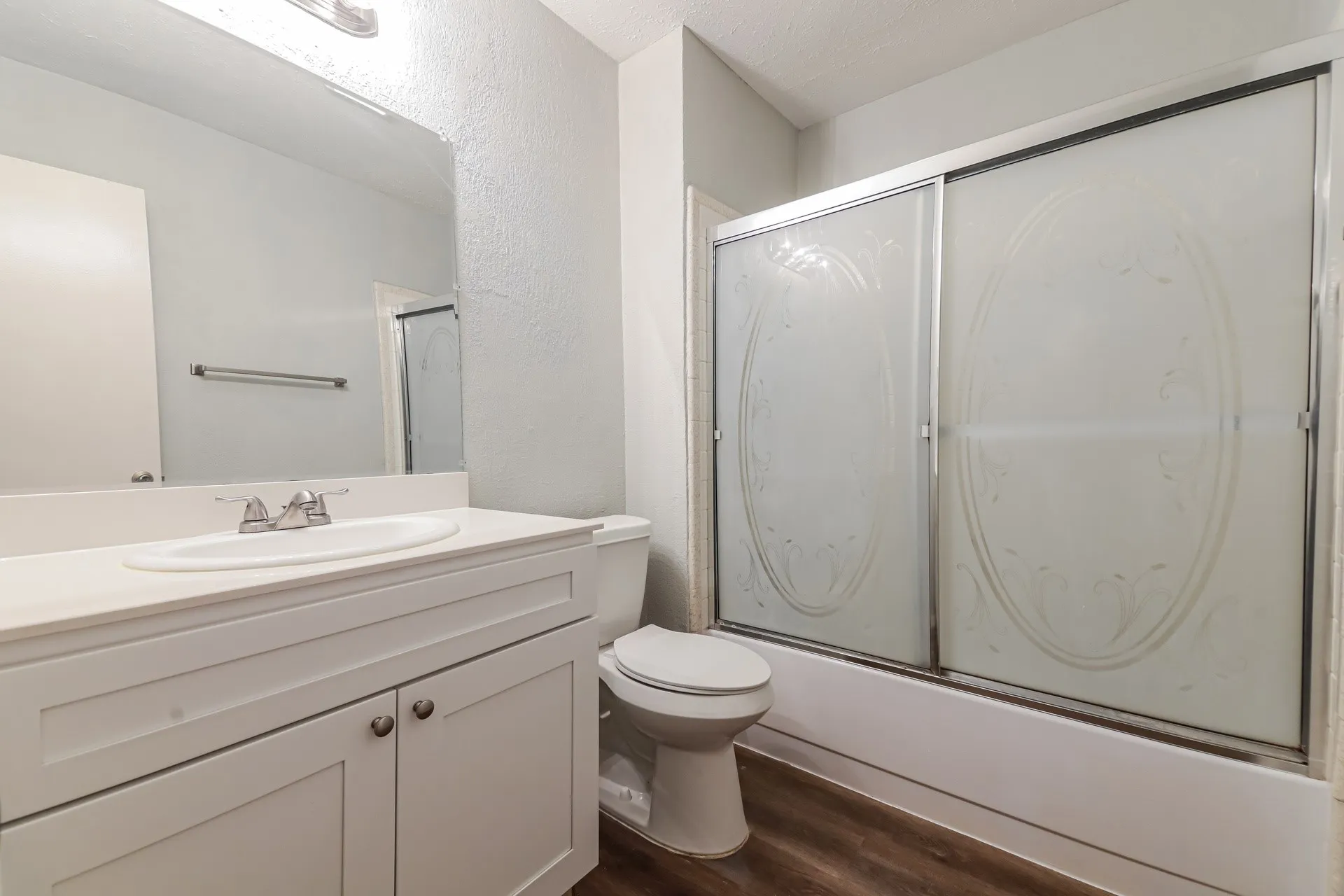 Single Family Residence For Rent in Johnson County , 132 Bush Drive, Venus, Texas 76084, 5 Bedroom, 3 Bathroom, 2 Garage spaces, 2,590 Sqft, built in 2020, mls#21373056, Real Estate Agent in Venus, Homes For Rent in Johnson county, Homes For Rent in Venus, Realtor in Venus Texas, Real Estate Brokerage Independent Realty Texas, Luminita Cordes Realtor