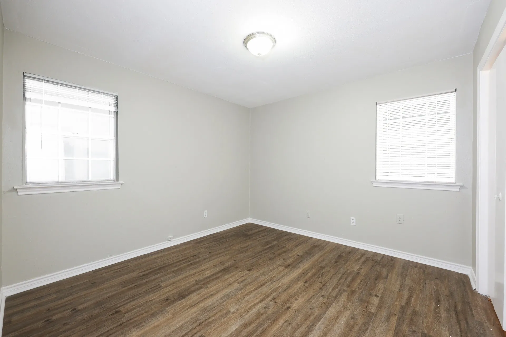 Single Family Residence For Rent in Collin County , 2404 Dalgreen Drive, Plano, Texas 75075, 4 Bedroom, 3 Bathroom, 2 Garage spaces, 2,230 Sqft, built in 1974, mls#21373059, Real Estate Agent in Plano, Homes For Rent in Collin county, Homes For Rent in Plano, Realtor in Plano Texas, Real Estate Brokerage Independent Realty Texas, Luminita Cordes Realtor