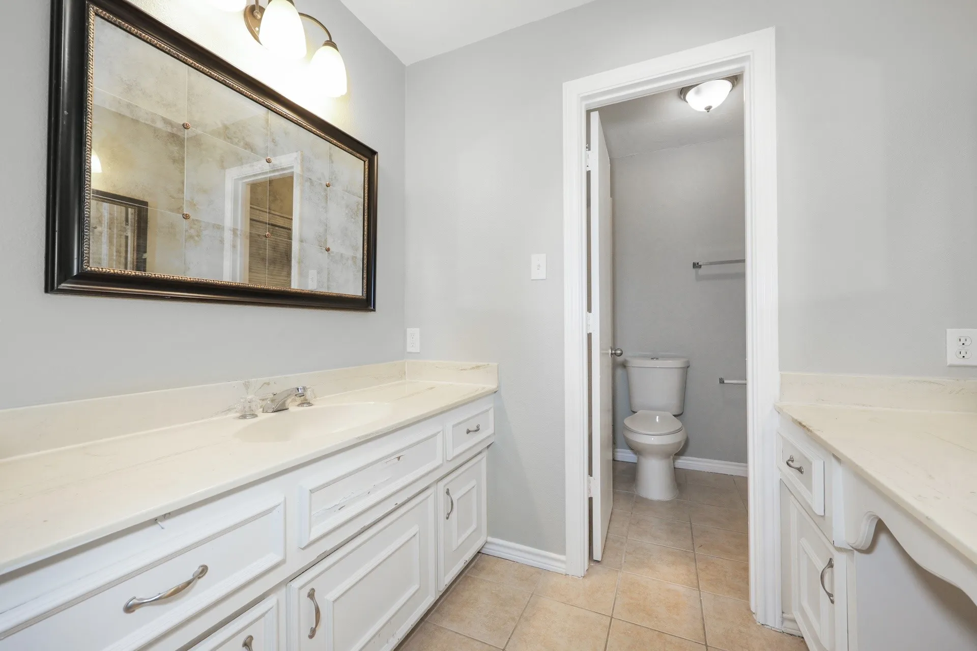 Single Family Residence For Rent in Collin County , 2404 Dalgreen Drive, Plano, Texas 75075, 4 Bedroom, 3 Bathroom, 2 Garage spaces, 2,230 Sqft, built in 1974, mls#21373059, Real Estate Agent in Plano, Homes For Rent in Collin county, Homes For Rent in Plano, Realtor in Plano Texas, Real Estate Brokerage Independent Realty Texas, Luminita Cordes Realtor