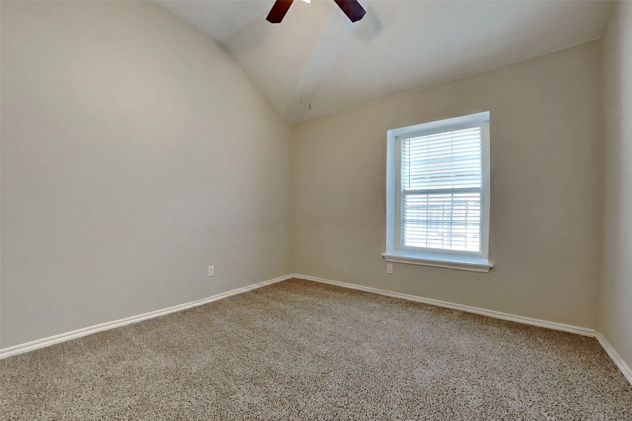 Single Family Residence For Rent in Tarrant County , 9053 San Joaquin Trail, Fort Worth, Texas 76118, 3 Bedroom, 2 Bathroom, 2 Garage spaces, 1,859 Sqft, built in 1995, mls#21373066, Real Estate Agent in Fort Worth, Homes For Rent in Tarrant county, Homes For Rent in Fort Worth, Realtor in Fort Worth Texas, Real Estate Brokerage Independent Realty Texas, Luminita Cordes Realtor