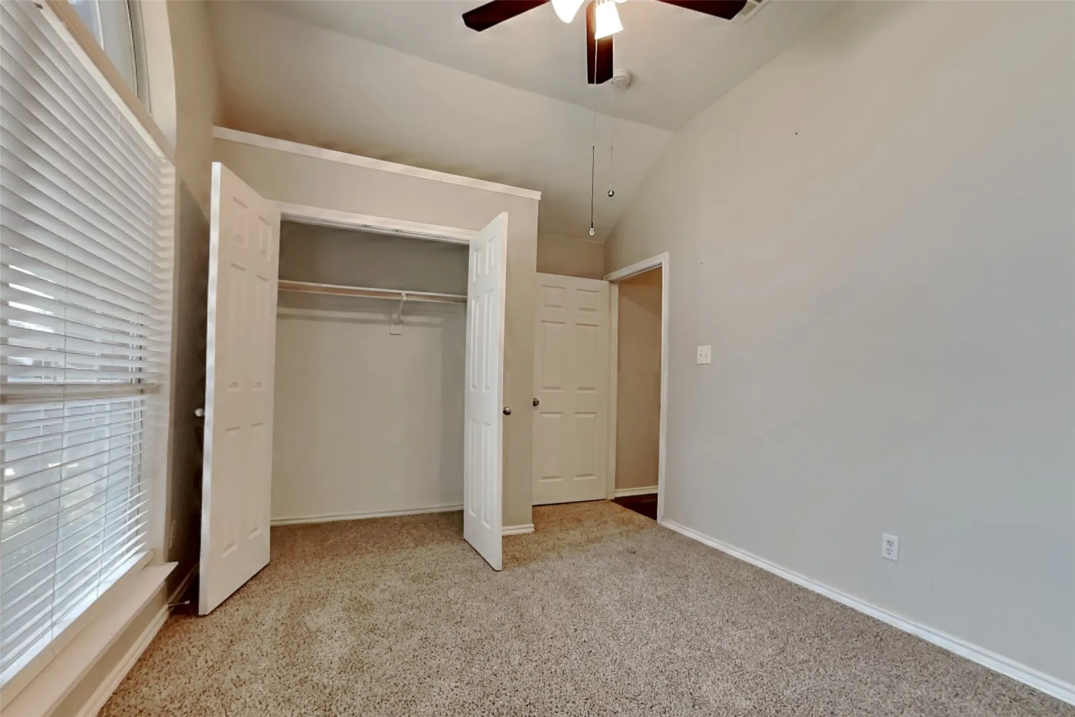 Single Family Residence For Rent in Tarrant County , 9053 San Joaquin Trail, Fort Worth, Texas 76118, 3 Bedroom, 2 Bathroom, 2 Garage spaces, 1,859 Sqft, built in 1995, mls#21373066, Real Estate Agent in Fort Worth, Homes For Rent in Tarrant county, Homes For Rent in Fort Worth, Realtor in Fort Worth Texas, Real Estate Brokerage Independent Realty Texas, Luminita Cordes Realtor