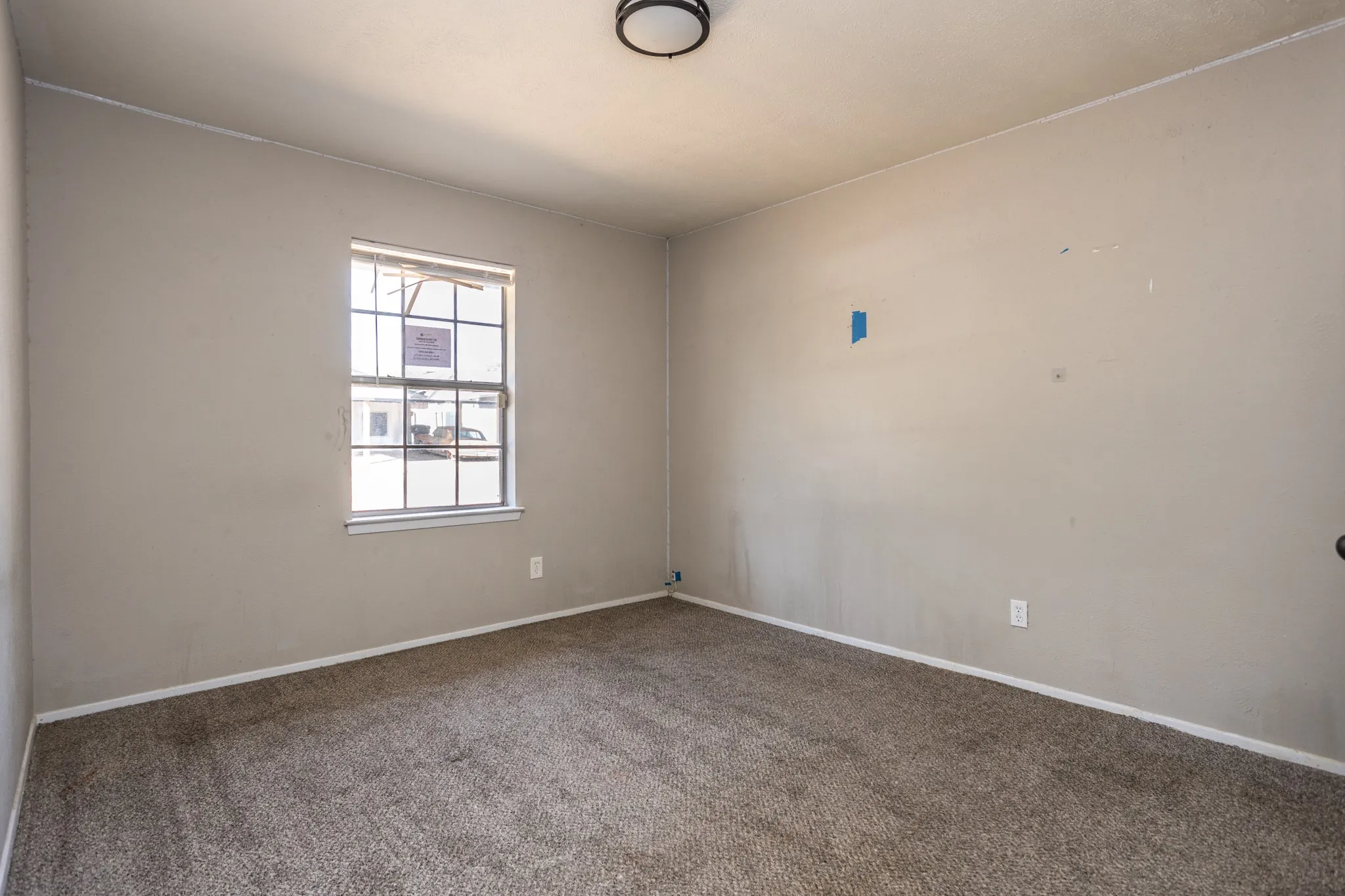 Single Family Residence For Sale in Dallas County , 6528 Wild Honey Drive, Dallas, Texas 75241, 4 Bedroom, 2 Bathroom, Garage spaces, 1,499 Sqft, built in 1970, mls#21373061, Real Estate Agent in Dallas, Homes For Sale in Dallas county, Homes For Sale in Dallas, Realtor in Dallas Texas, Real Estate Brokerage Independent Realty Texas, Luminita Cordes Realtor