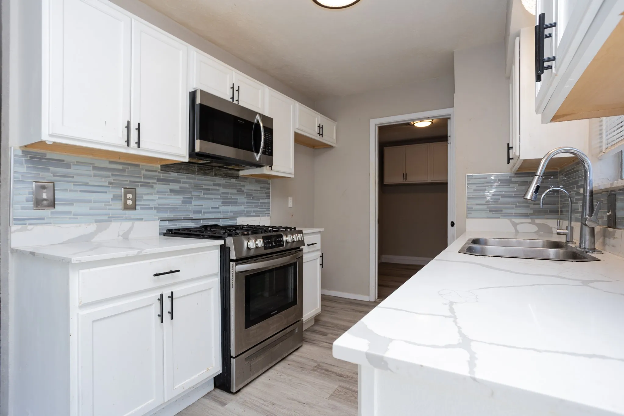 Single Family Residence For Sale in Dallas County , 6528 Wild Honey Drive, Dallas, Texas 75241, 4 Bedroom, 2 Bathroom, Garage spaces, 1,499 Sqft, built in 1970, mls#21373061, Real Estate Agent in Dallas, Homes For Sale in Dallas county, Homes For Sale in Dallas, Realtor in Dallas Texas, Real Estate Brokerage Independent Realty Texas, Luminita Cordes Realtor