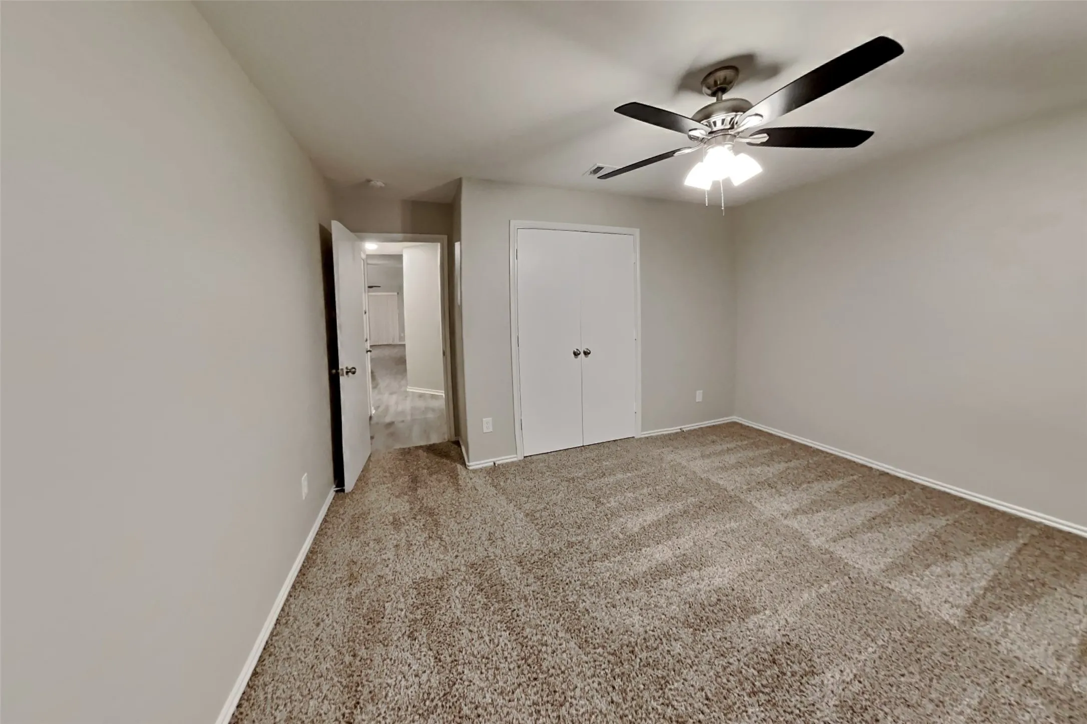 Single Family Residence For Rent in Collin County , 912 Oakcrest Drive, Wylie, Texas 75098, 4 Bedroom, 2 Bathroom, 2 Garage spaces, 2,340 Sqft, built in 2005, mls#21373074, Real Estate Agent in Wylie, Homes For Rent in Collin county, Homes For Rent in Wylie, Realtor in Wylie Texas, Real Estate Brokerage Independent Realty Texas, Luminita Cordes Realtor