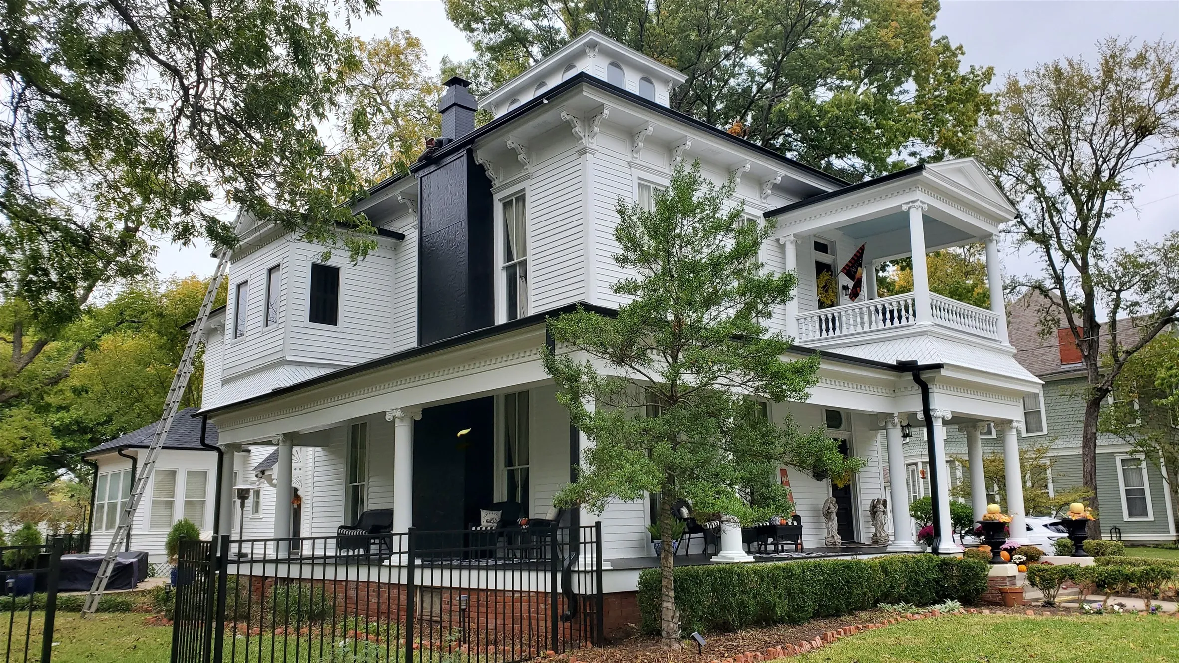 Side View of Wrap Around Covered Porch