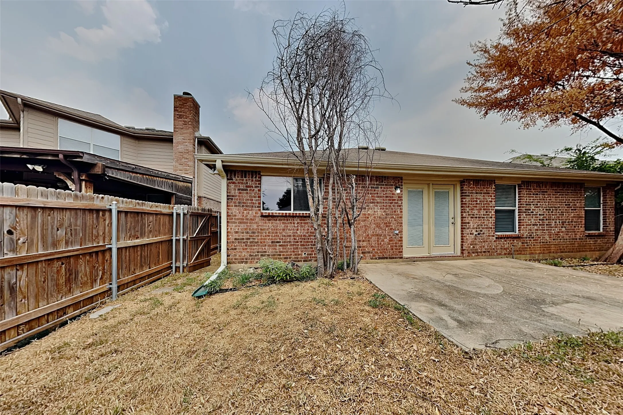 Single Family Residence For Rent in Tarrant County , 5732 Mountain Stream Trail, Fort Worth, Texas 76244, 3 Bedroom, 2 Bathroom, 2 Garage spaces, 1,701 Sqft, built in 2008, mls#21373078, Real Estate Agent in Fort Worth, Homes For Rent in Tarrant county, Homes For Rent in Fort Worth, Realtor in Fort Worth Texas, Real Estate Brokerage Independent Realty Texas, Luminita Cordes Realtor