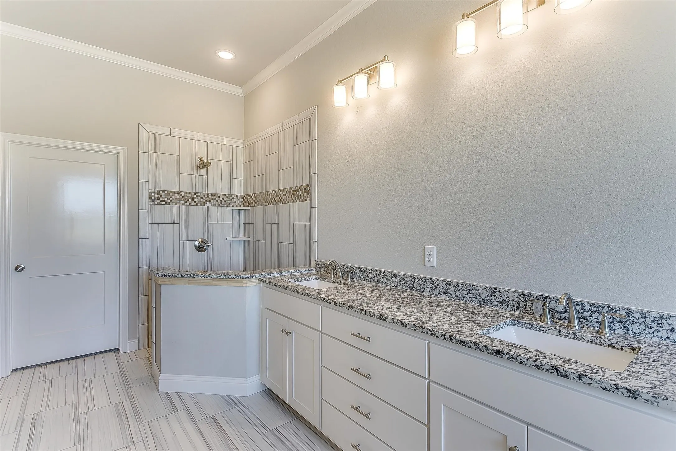 Single Family Residence For Sale in Parker County , 1014 Gonzollas Road, Springtown, Texas 76082, 4 Bedroom, 3 Bathroom, 5 Garage spaces, 2,650 Sqft, built in 2021, mls#21371302, Real Estate Agent in Springtown, Homes For Sale in Parker county, Homes For Sale in Springtown, Realtor in Springtown Texas, Real Estate Brokerage Independent Realty Texas, Luminita Cordes Realtor