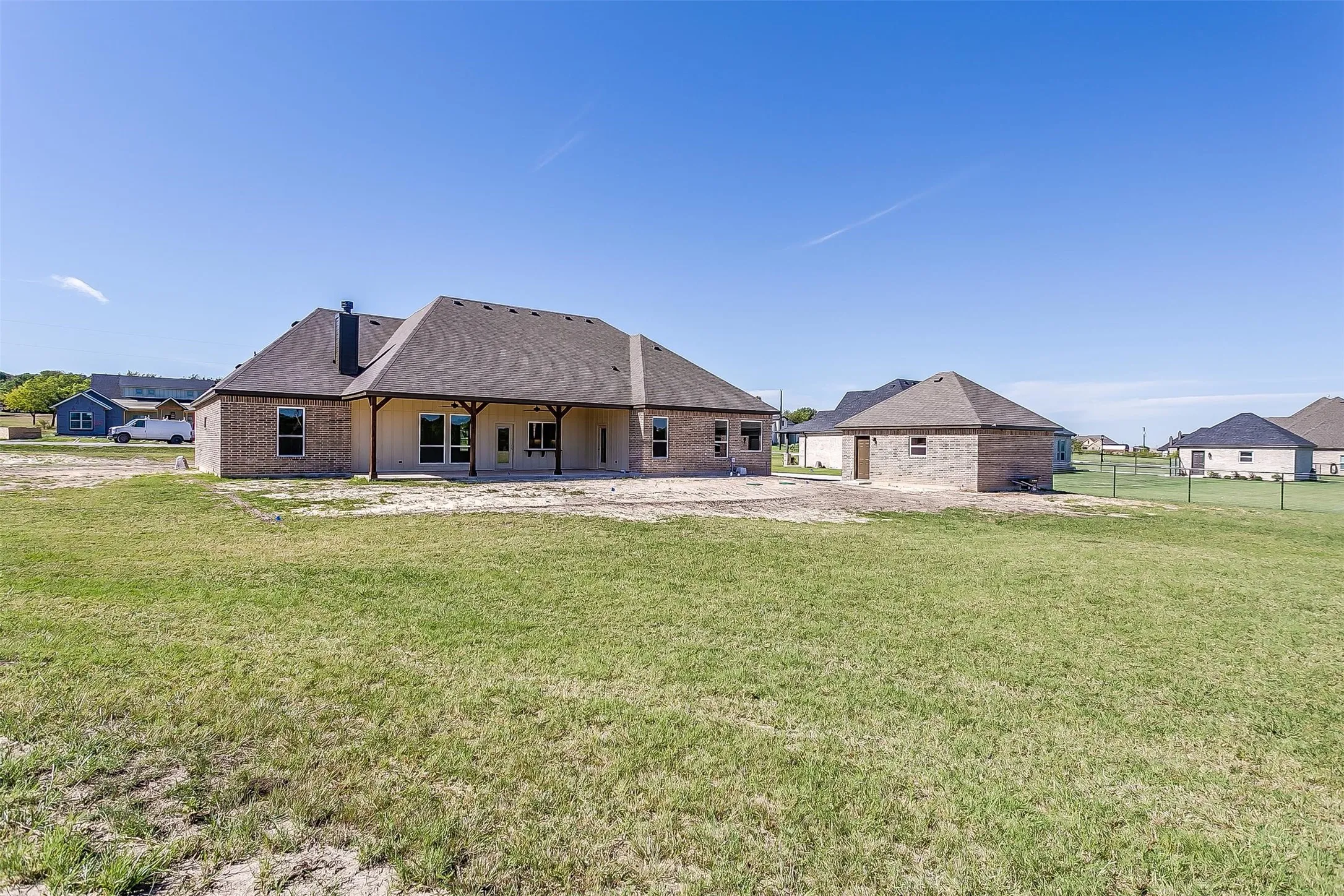 Single Family Residence For Sale in Parker County , 1014 Gonzollas Road, Springtown, Texas 76082, 4 Bedroom, 3 Bathroom, 5 Garage spaces, 2,650 Sqft, built in 2021, mls#21371302, Real Estate Agent in Springtown, Homes For Sale in Parker county, Homes For Sale in Springtown, Realtor in Springtown Texas, Real Estate Brokerage Independent Realty Texas, Luminita Cordes Realtor