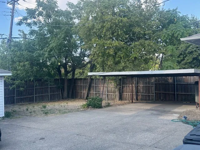 Single Family Residence For Rent in Dallas County , 6365 Malcolm Drive, Dallas, Texas 75214, 3 Bedroom, 2 Bathroom, 2 Garage spaces, 1,820 Sqft, built in 1950, mls#21373084, Real Estate Agent in Dallas, Homes For Rent in Dallas county, Homes For Rent in Dallas, Realtor in Dallas Texas, Real Estate Brokerage Independent Realty Texas, Luminita Cordes Realtor