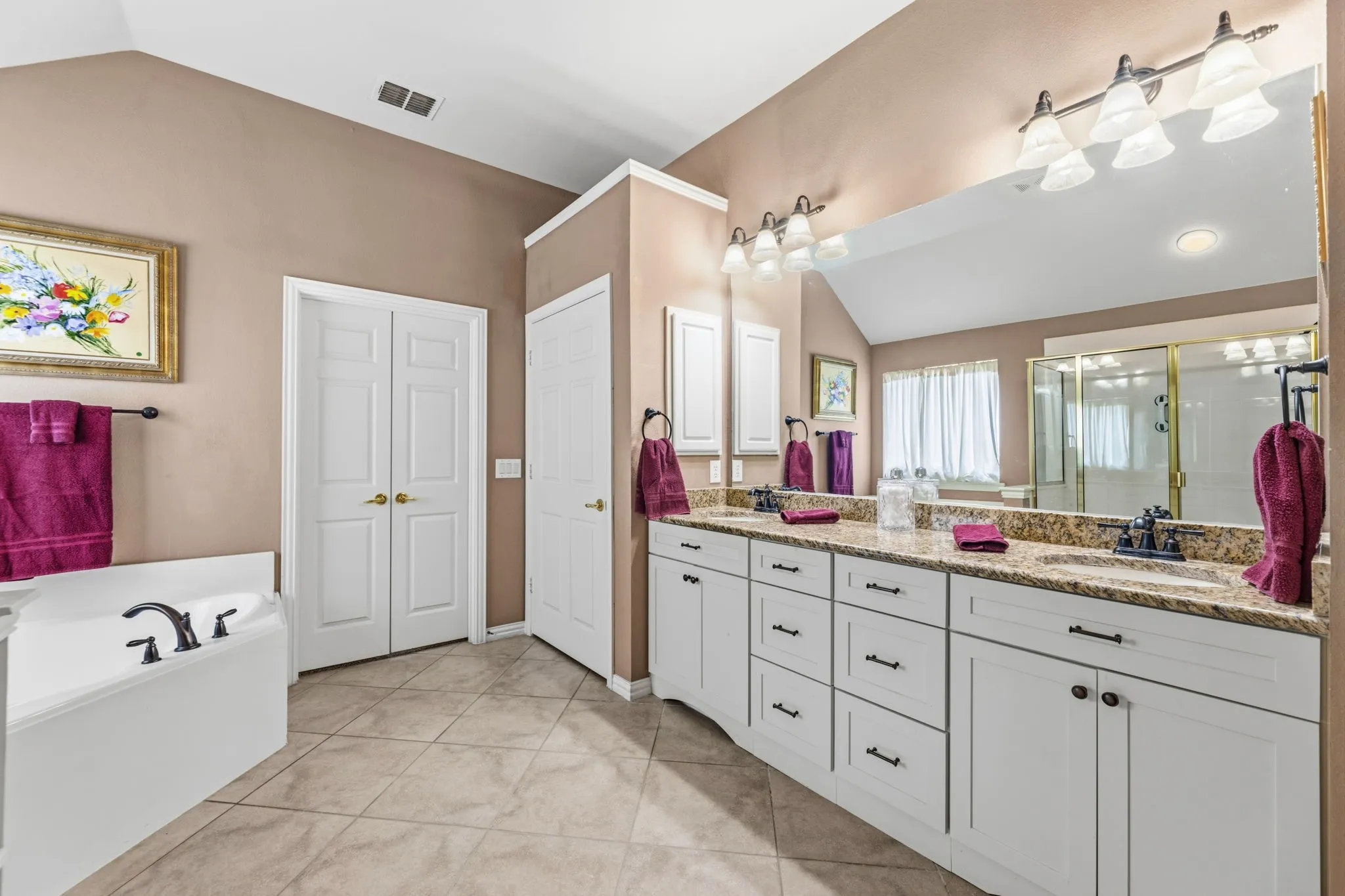 Single Family Residence For Sale in Collin County , 919 Quarry Oaks Drive, Fairview, Texas 75069, 3 Bedroom, 3 Bathroom, 2 Garage spaces, 2,631 Sqft, built in 2006, mls#21366209, Real Estate Agent in Fairview, Homes For Sale in Collin county, Homes For Sale in Fairview, Realtor in Fairview Texas, Real Estate Brokerage Independent Realty Texas, Luminita Cordes Realtor