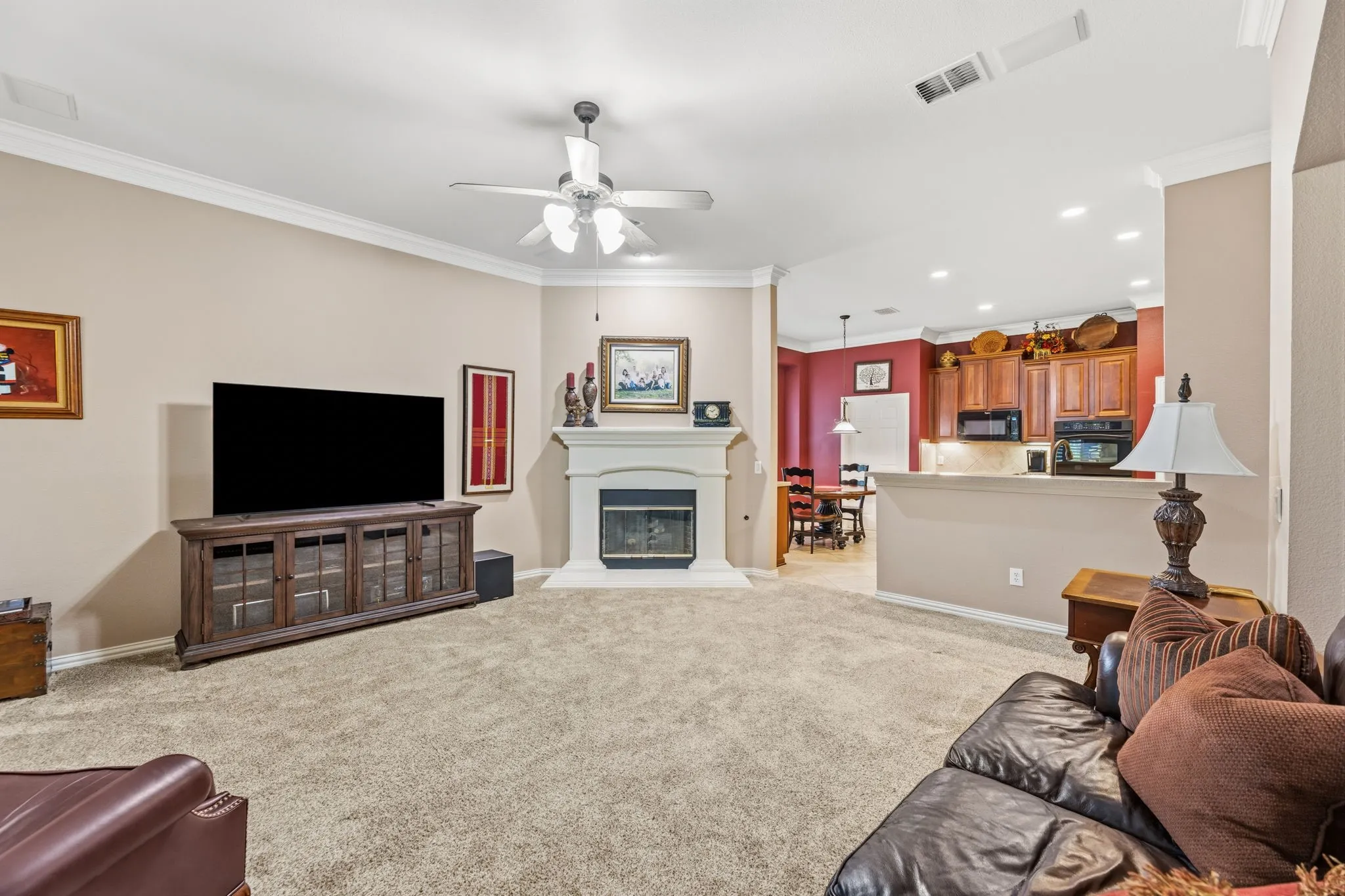Single Family Residence For Sale in Collin County , 919 Quarry Oaks Drive, Fairview, Texas 75069, 3 Bedroom, 3 Bathroom, 2 Garage spaces, 2,631 Sqft, built in 2006, mls#21366209, Real Estate Agent in Fairview, Homes For Sale in Collin county, Homes For Sale in Fairview, Realtor in Fairview Texas, Real Estate Brokerage Independent Realty Texas, Luminita Cordes Realtor