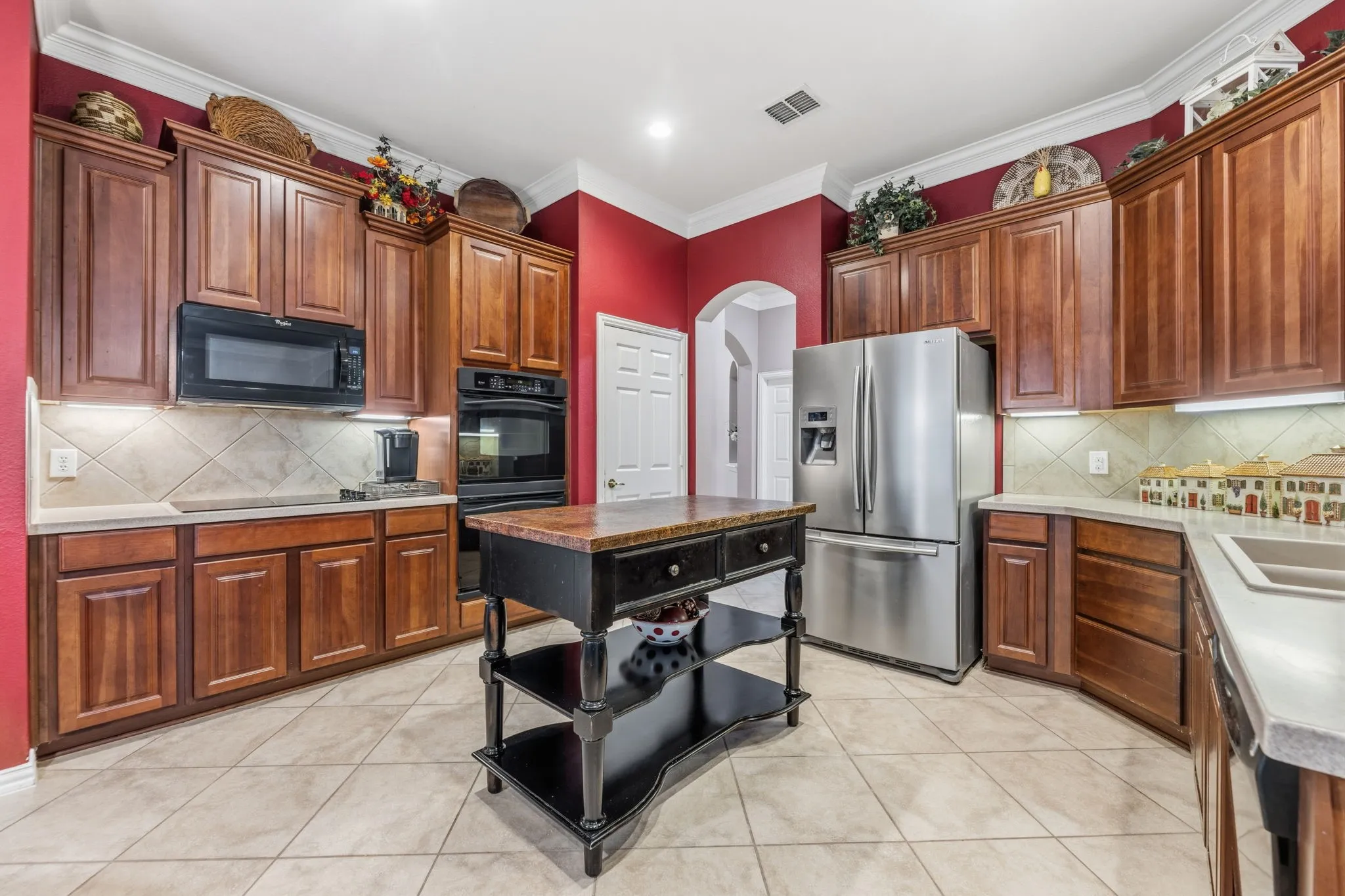 Single Family Residence For Sale in Collin County , 919 Quarry Oaks Drive, Fairview, Texas 75069, 3 Bedroom, 3 Bathroom, 2 Garage spaces, 2,631 Sqft, built in 2006, mls#21366209, Real Estate Agent in Fairview, Homes For Sale in Collin county, Homes For Sale in Fairview, Realtor in Fairview Texas, Real Estate Brokerage Independent Realty Texas, Luminita Cordes Realtor
