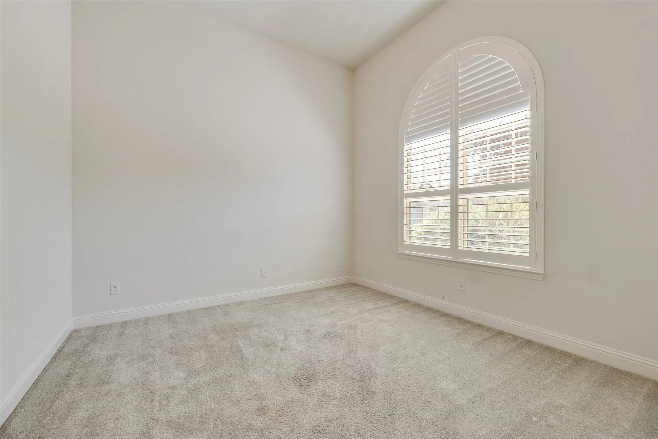 Single Family Residence For Rent in Denton County , 16021 Benbrook Boulevard, Prosper, Texas 75078, 4 Bedroom, 3 Bathroom, 2 Garage spaces, 3,137 Sqft, built in 2017, mls#21373096, Real Estate Agent in Prosper, Homes For Rent in Denton county, Homes For Rent in Prosper, Realtor in Prosper Texas, Real Estate Brokerage Independent Realty Texas, Luminita Cordes Realtor