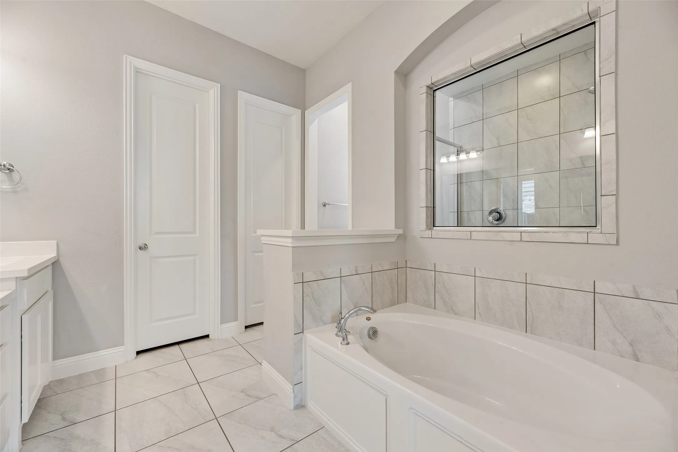 Single Family Residence For Rent in Denton County , 16021 Benbrook Boulevard, Prosper, Texas 75078, 4 Bedroom, 3 Bathroom, 2 Garage spaces, 3,137 Sqft, built in 2017, mls#21373096, Real Estate Agent in Prosper, Homes For Rent in Denton county, Homes For Rent in Prosper, Realtor in Prosper Texas, Real Estate Brokerage Independent Realty Texas, Luminita Cordes Realtor
