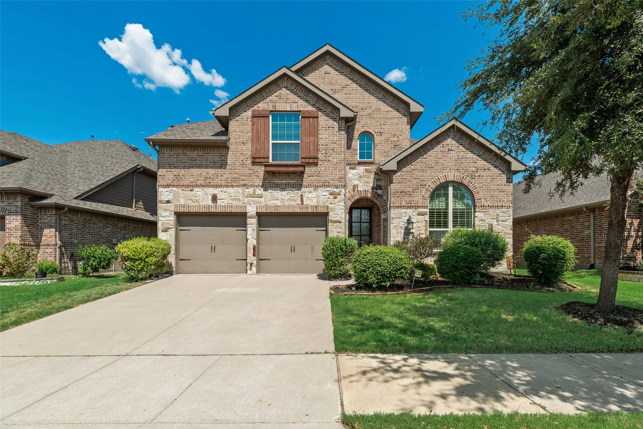Single Family Residence For Rent in Denton County , 16021 Benbrook Boulevard, Prosper, Texas 75078, 4 Bedroom, 3 Bathroom, 2 Garage spaces, 3,137 Sqft, built in 2017, mls#21373096, Real Estate Agent in Prosper, Homes For Rent in Denton county, Homes For Rent in Prosper, Realtor in Prosper Texas, Real Estate Brokerage Independent Realty Texas, Luminita Cordes Realtor