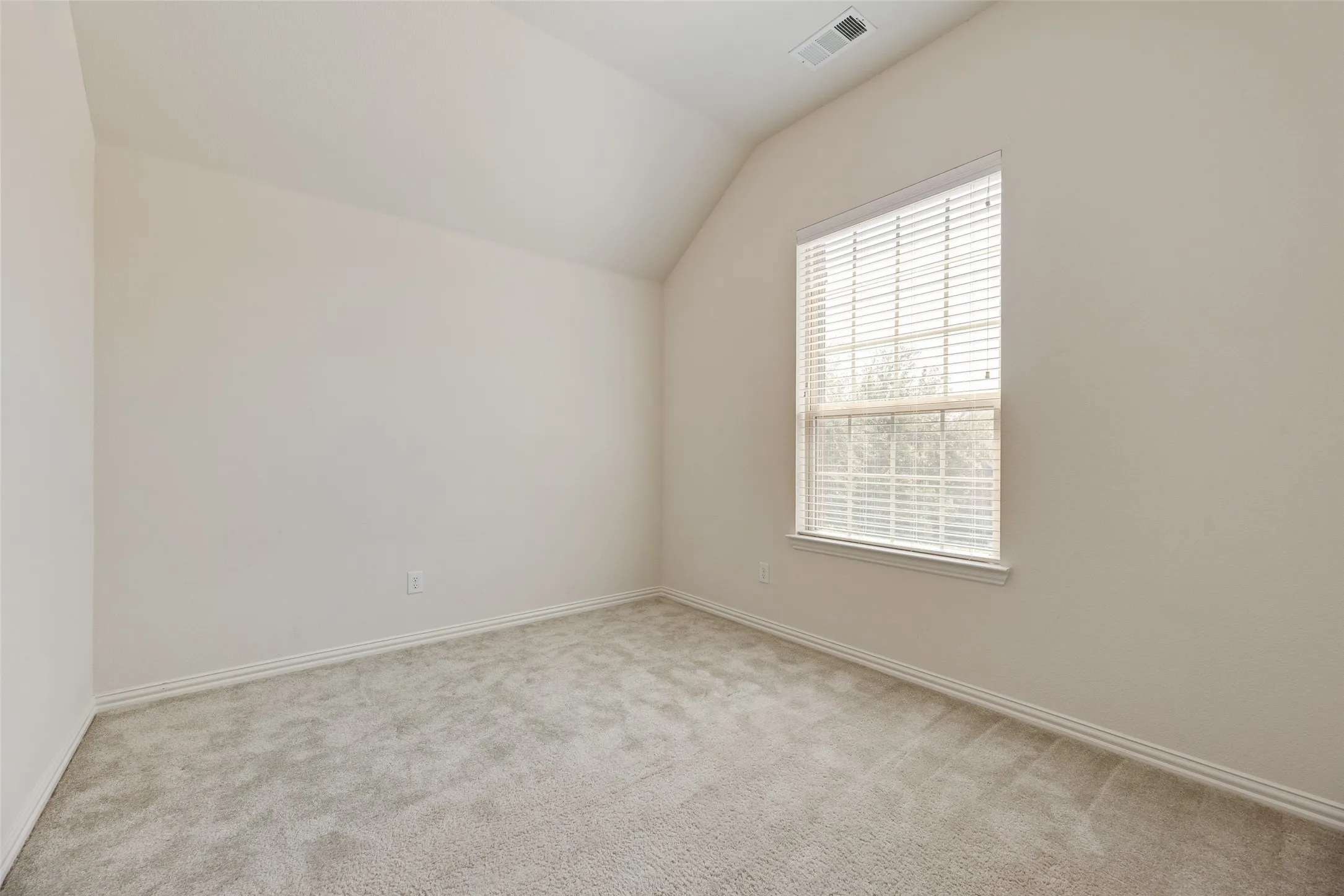 Single Family Residence For Rent in Denton County , 16021 Benbrook Boulevard, Prosper, Texas 75078, 4 Bedroom, 3 Bathroom, 2 Garage spaces, 3,137 Sqft, built in 2017, mls#21373096, Real Estate Agent in Prosper, Homes For Rent in Denton county, Homes For Rent in Prosper, Realtor in Prosper Texas, Real Estate Brokerage Independent Realty Texas, Luminita Cordes Realtor